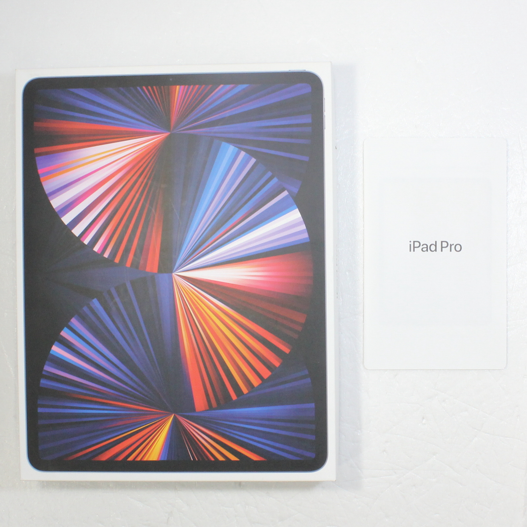 新品未開封 Apple iPad Pro 第5世代 MHNH3J/A 256GB
