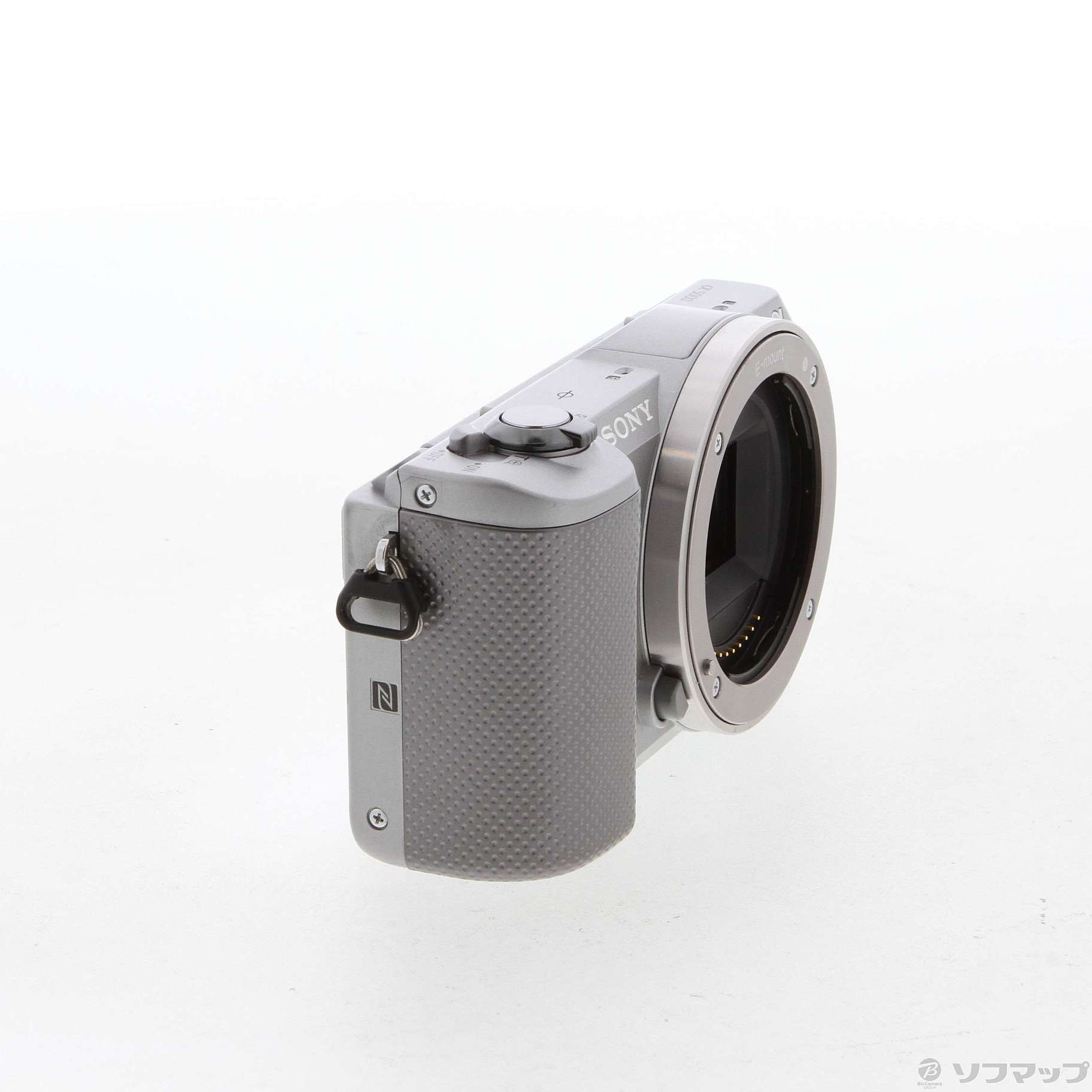 中古】α5000 ボディ (ILCE-5000) シルバー [2133044954959] - リコレ