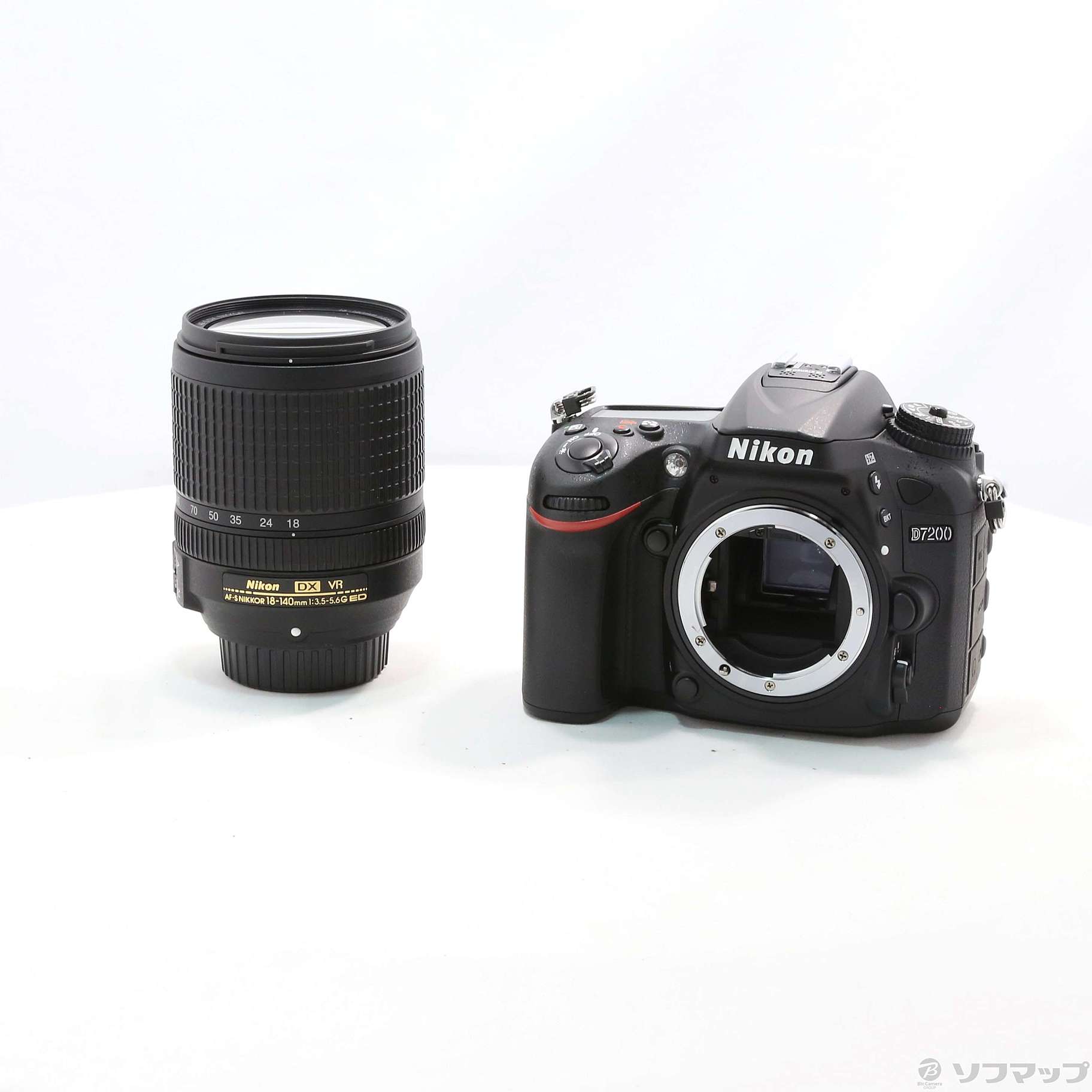 Nikon  デジタル一眼レフカメラ D7200 18-140 VR レンズキッ