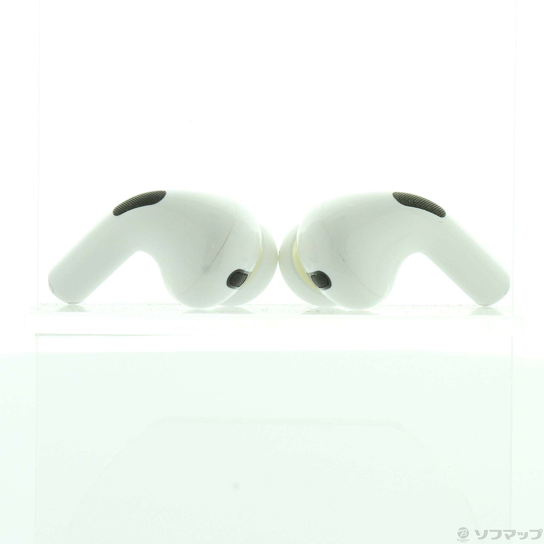 AirPods  MWP22J A