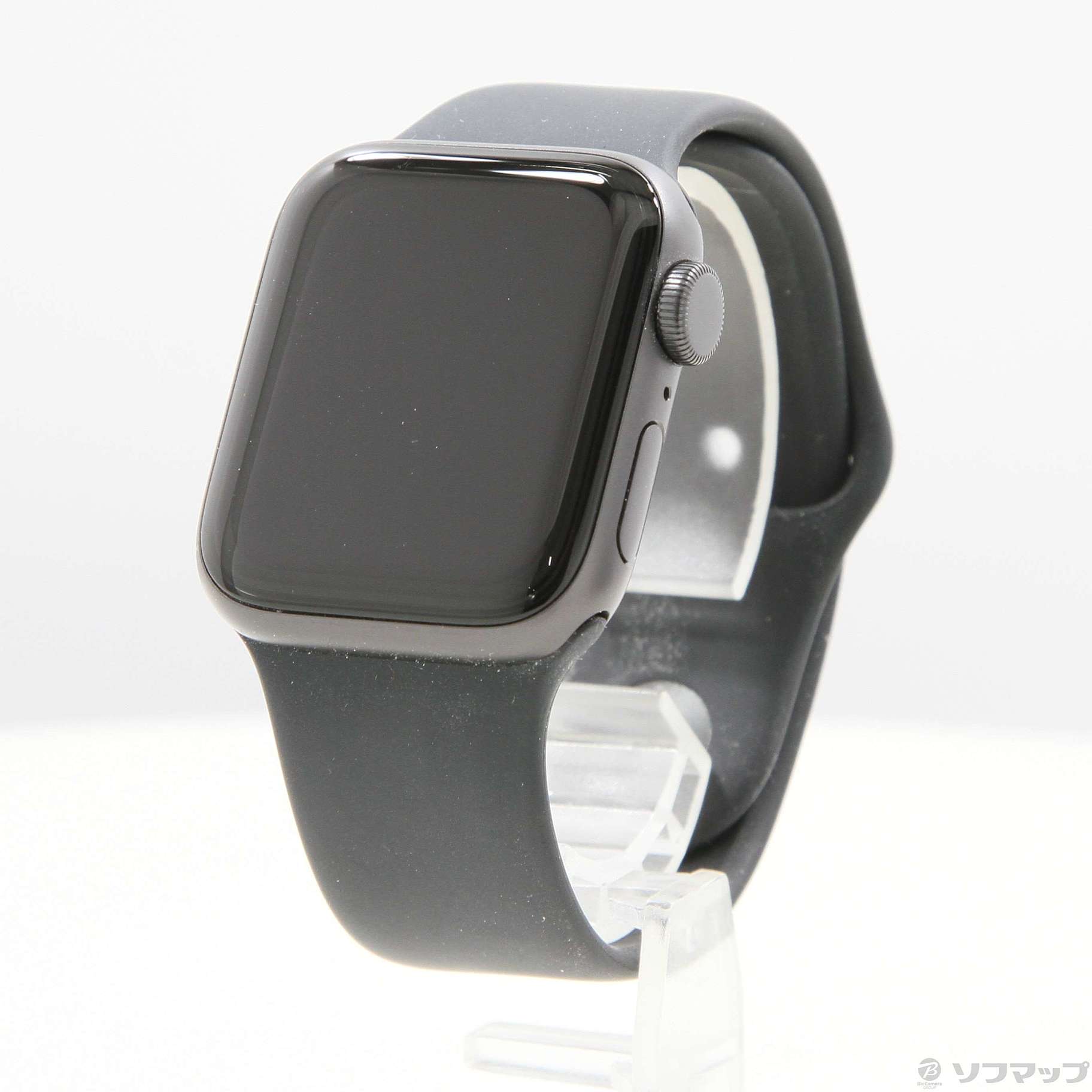 Apple Watch SE 第1世代 GPS 40mm スペースグレイアルミニウムケース ブラックスポーツバンド