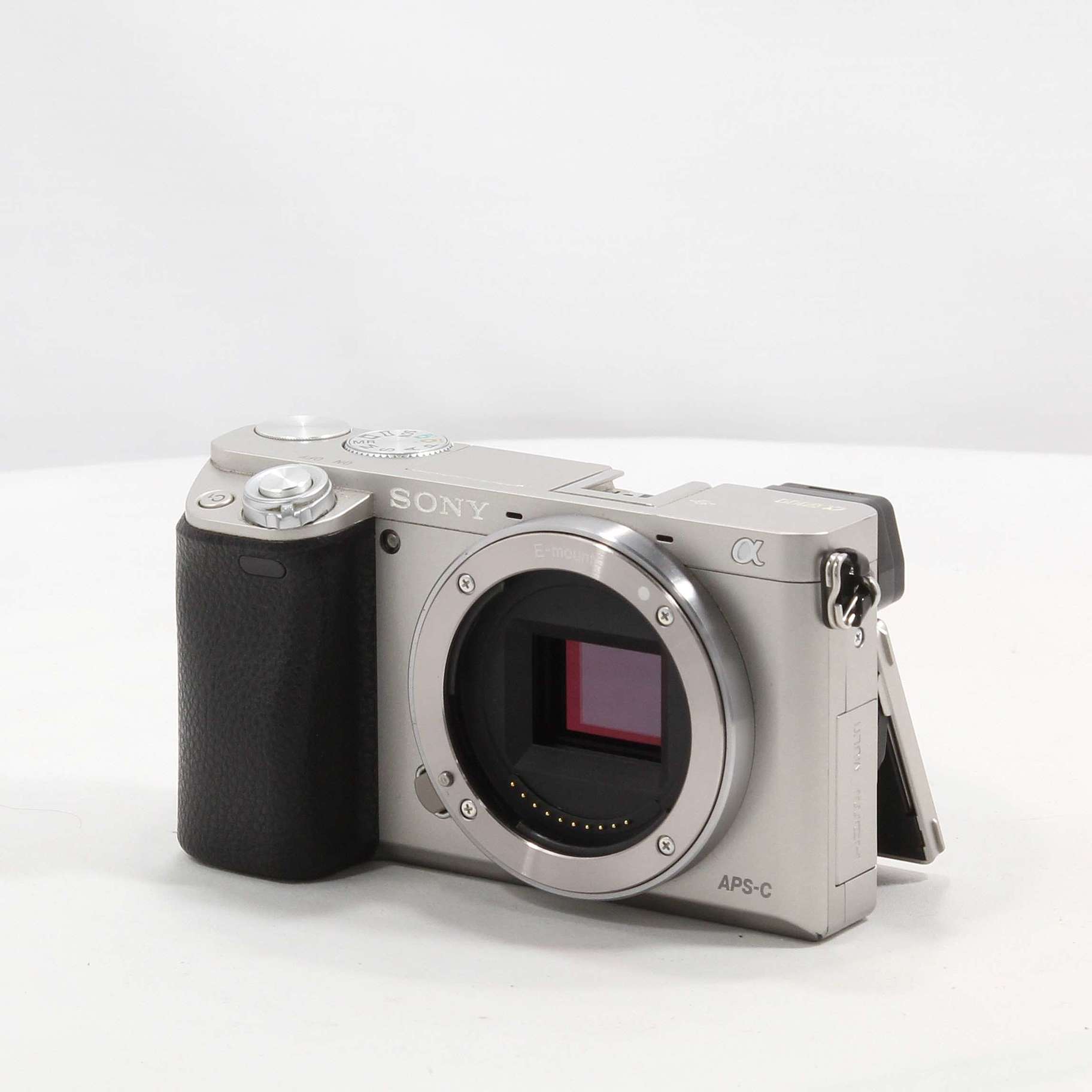 中古】α6000 ボディ シルバー ILCE-6000 [2133045493860] - リコレ