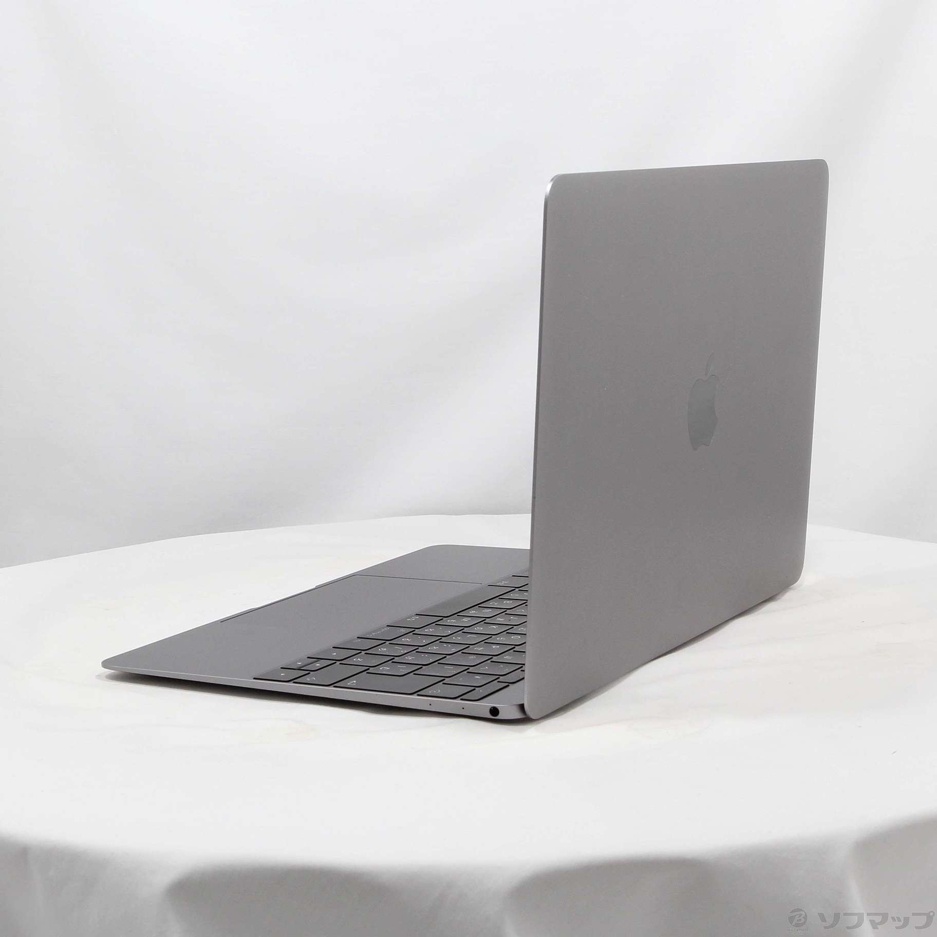 Apple MacBook mid 2017 MNYF2J/A | angeloawards.com