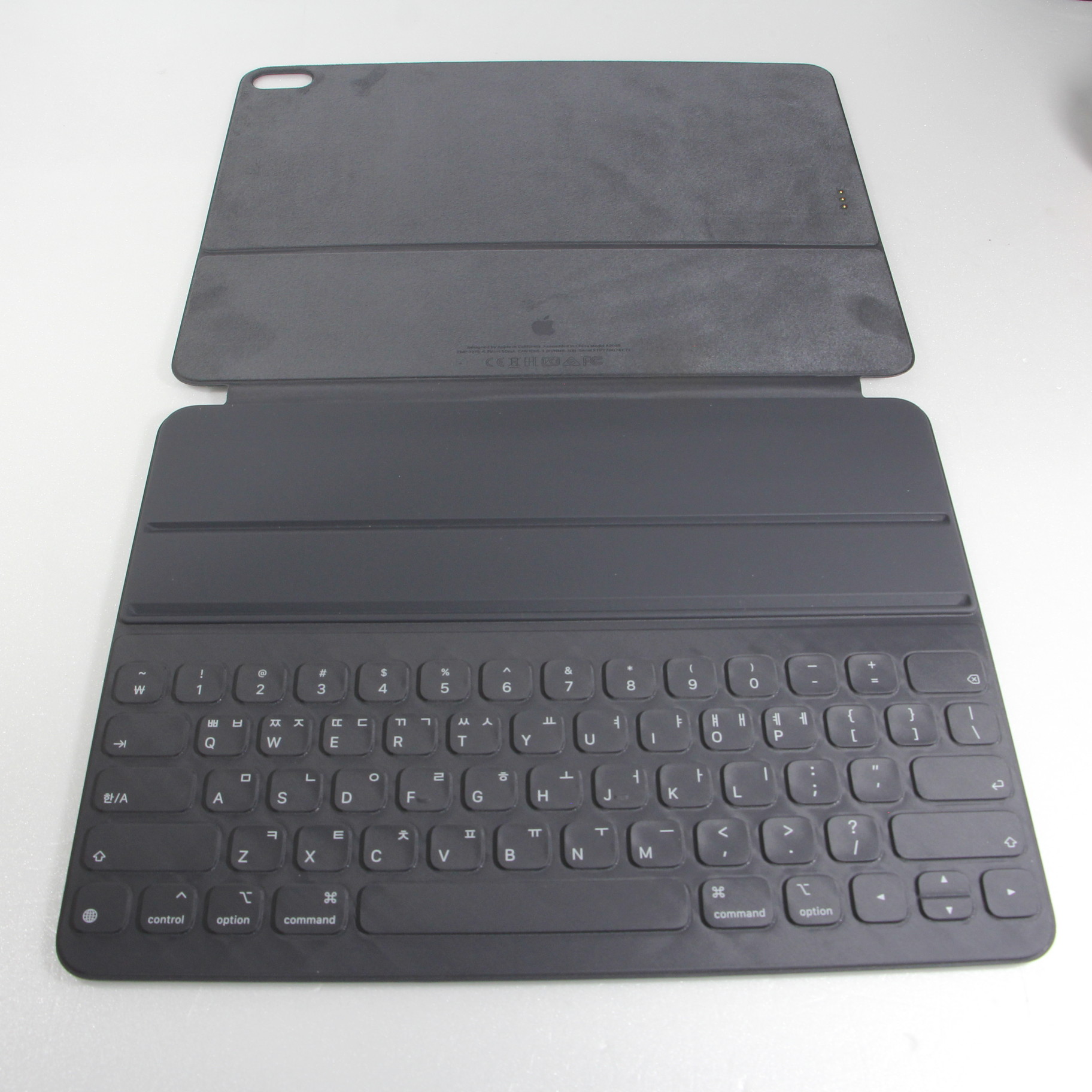 〔展示品〕 12.9インチ iPad Pro 第3世代用 Smart Keyboard Folio MU8H2KU／A 韓文