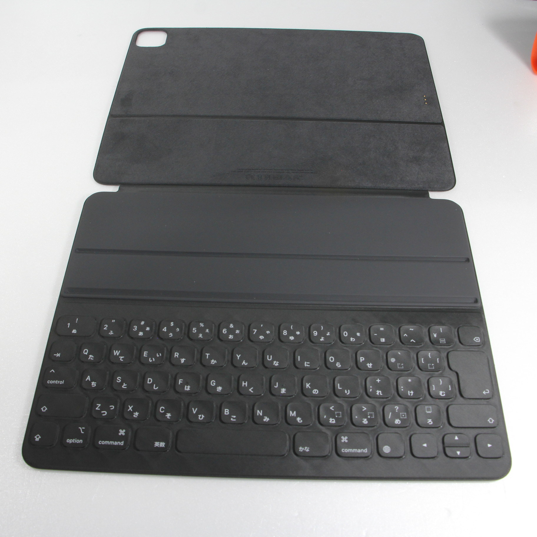 中古】〔展示品〕 12.9インチiPad Pro用 第4世代 Smart Keyboard Folio