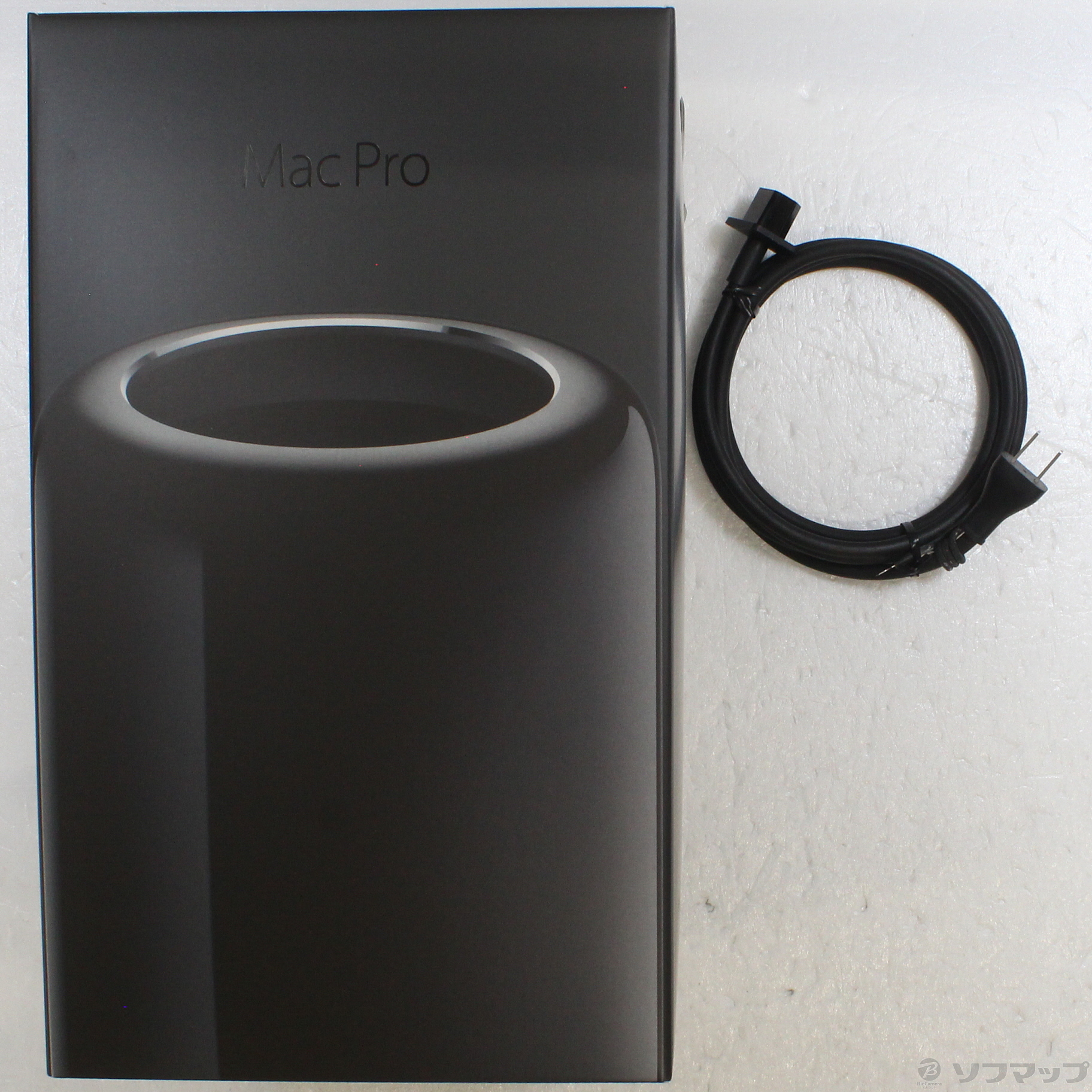 中古】Mac Pro Late 2013 ME253J/A Xeon_E5 3.7GHz 16GB 中古】Mac Pro Late 2013 ME253J/A Xeon_E5 3.7GHz 16GB
