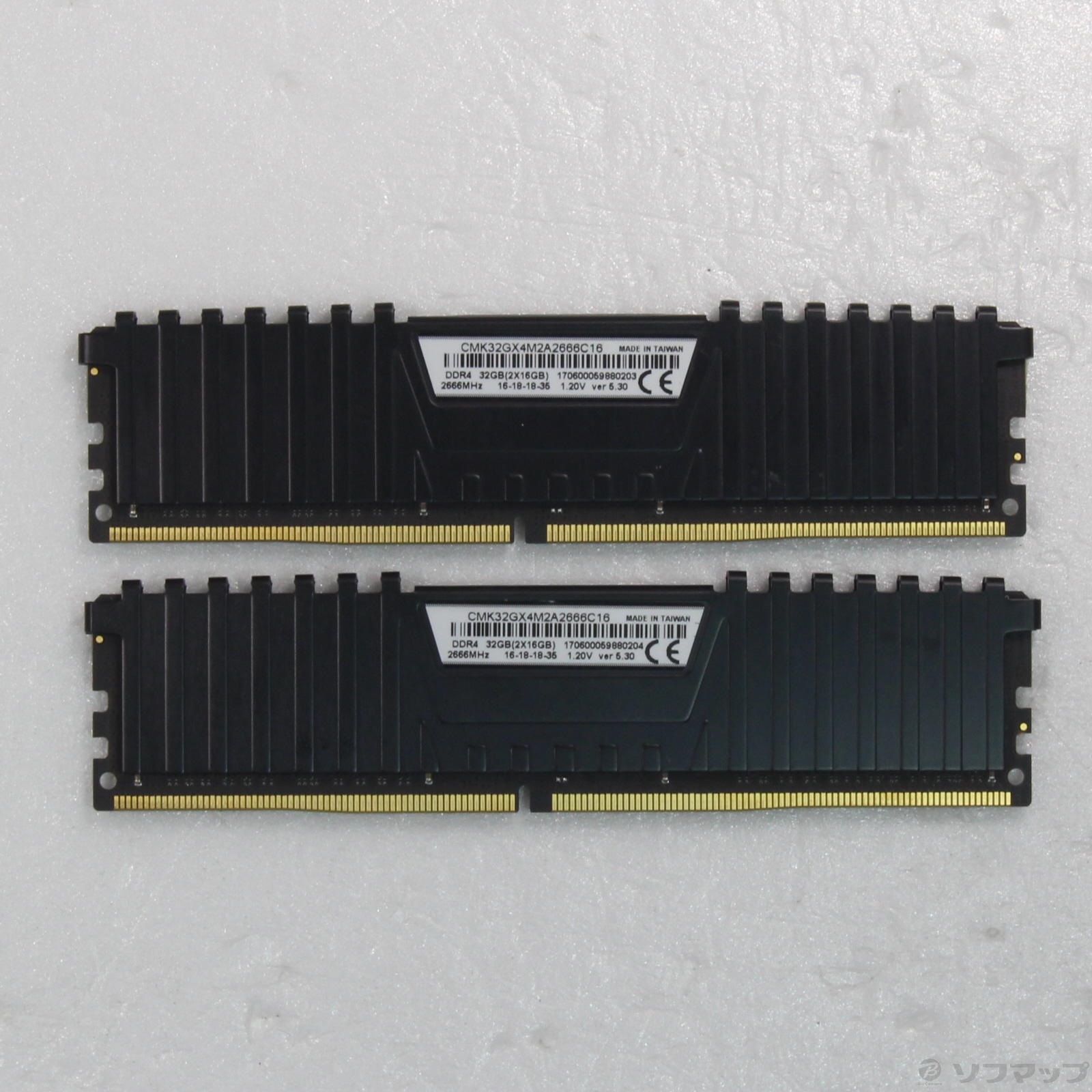 PC/タブレットCorsair DDR4 32GBメモリー CMK32GX4M2A2666C16