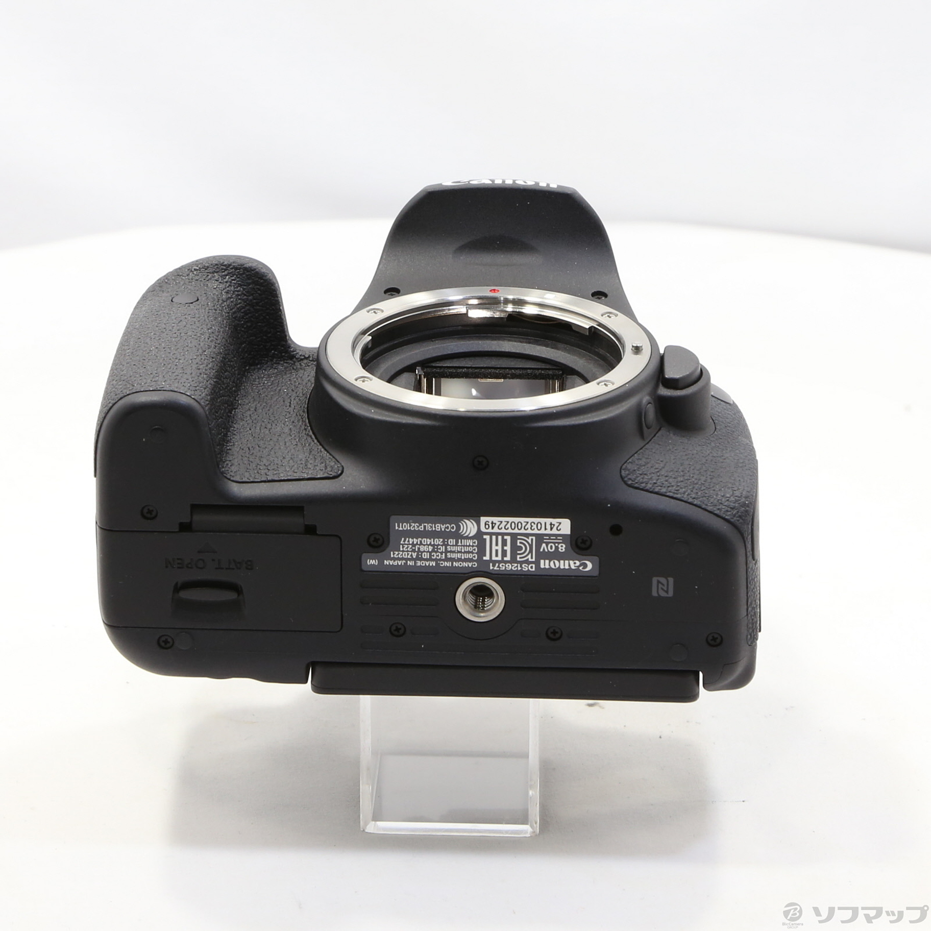 中古】EOS Kiss X8i ダブルズームキット [2133046328895] - リコレ