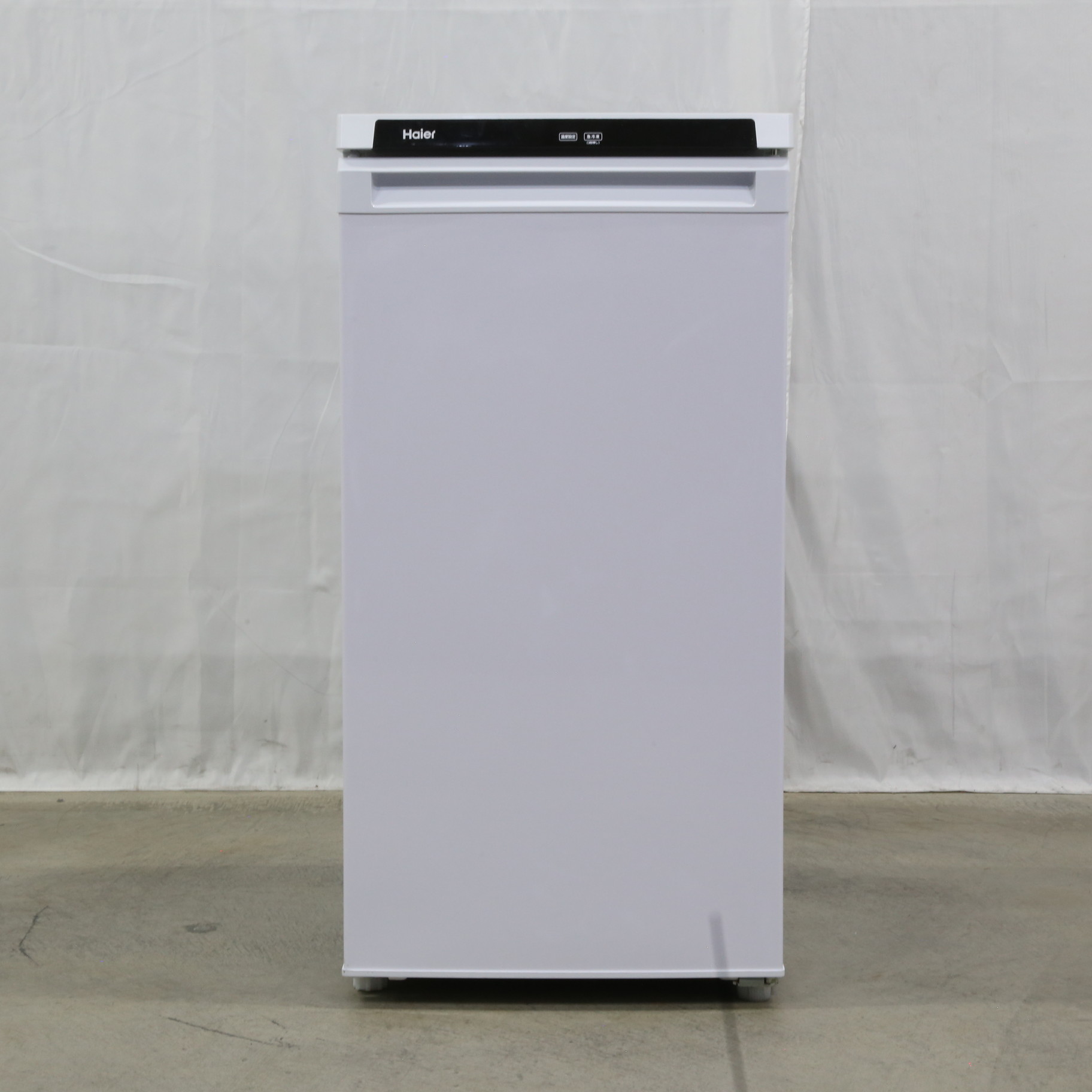 〔展示品〕 冷凍庫 直冷式 ホワイト JF-NU102C-W ［1ドア ／右開きタイプ ／102L］