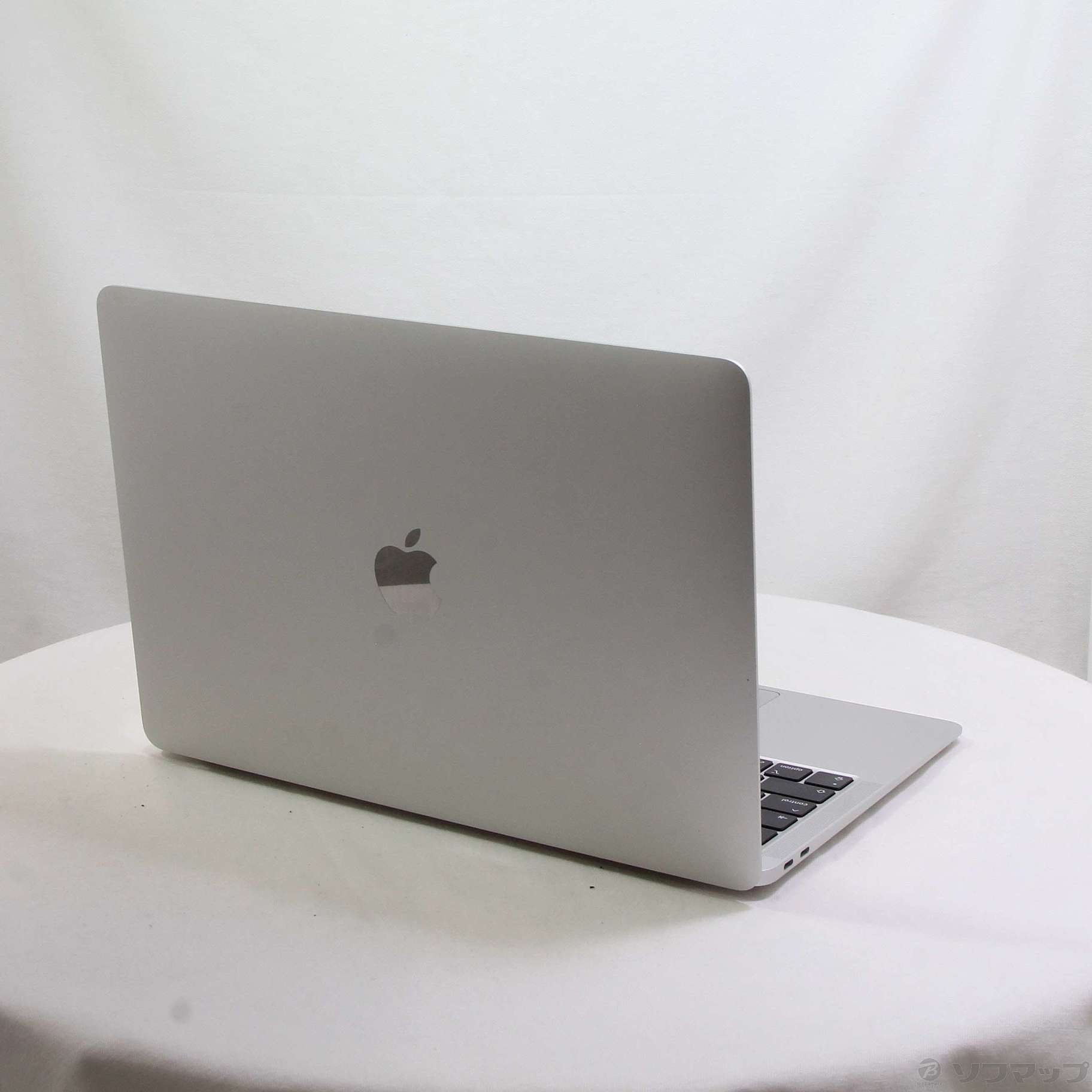 Apple(アップル) MacBook Air 13.3-inch Late 2020 MGN93J／A Apple M1 8コアCPU_7コアGPU  8GB SSD256GB シルバー 〔12.6