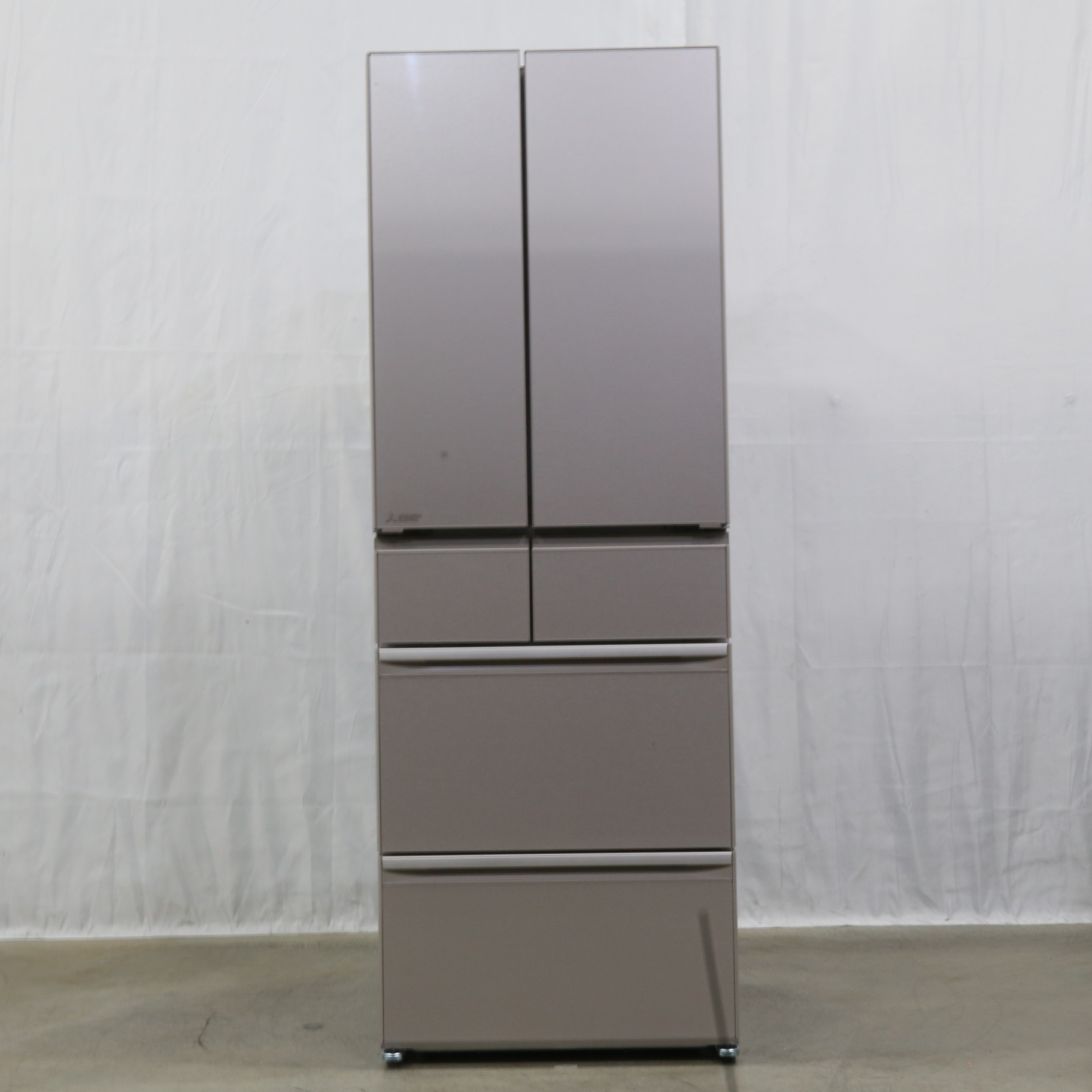 中古】〔展示品〕 冷蔵庫 グレイングレージュ MR-MZ54J-C ［6ドア