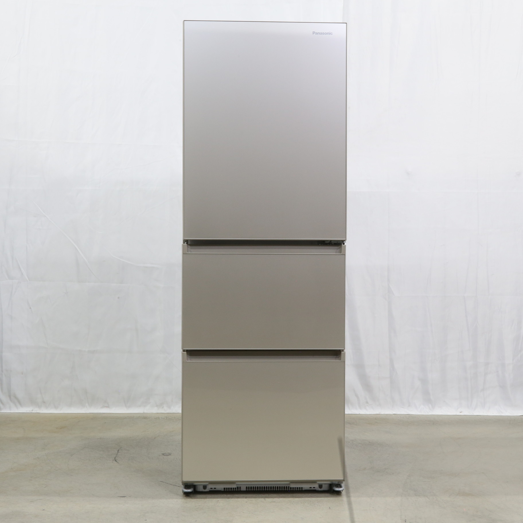中古】〔展示品〕 冷蔵庫 GCタイプ サテンゴールド NR-C343GC-N ［3 