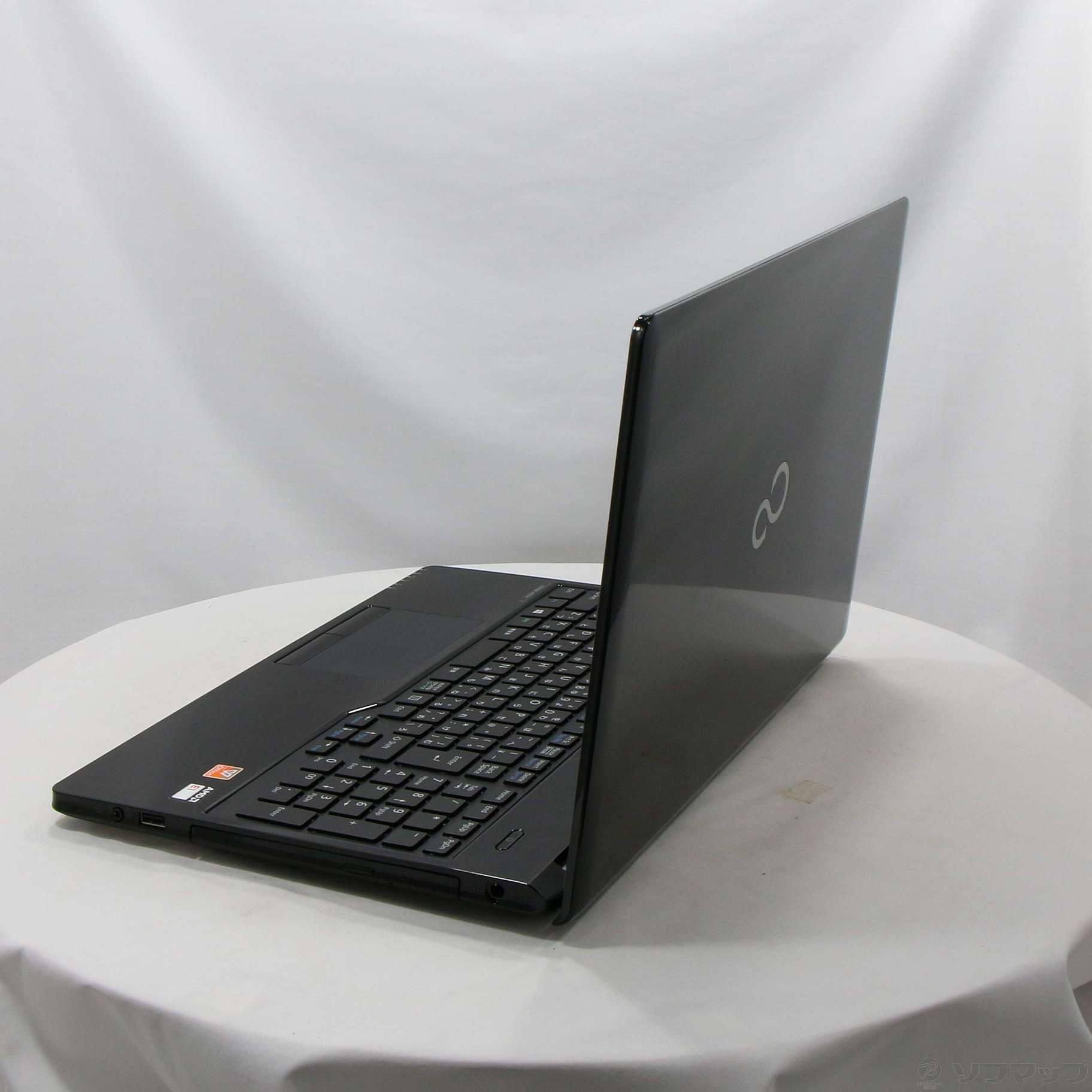 富士通 LIFEBOOK AH30/W E1-7010 1.5GHz 4GB DVDスーパーマルチ ノート