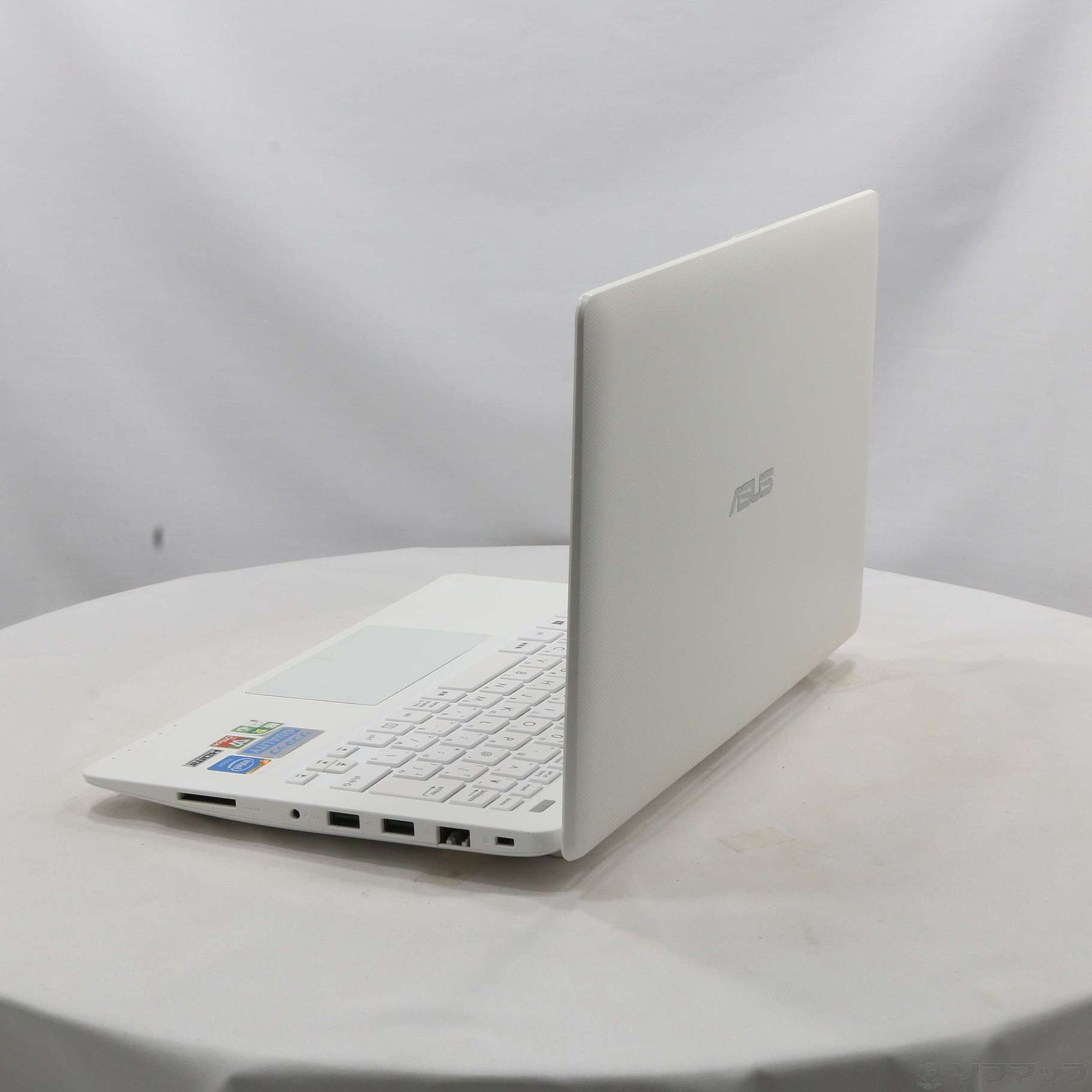 ASUS ノートPC 麗し VivoBook X200MA-KXWHITE CELE…