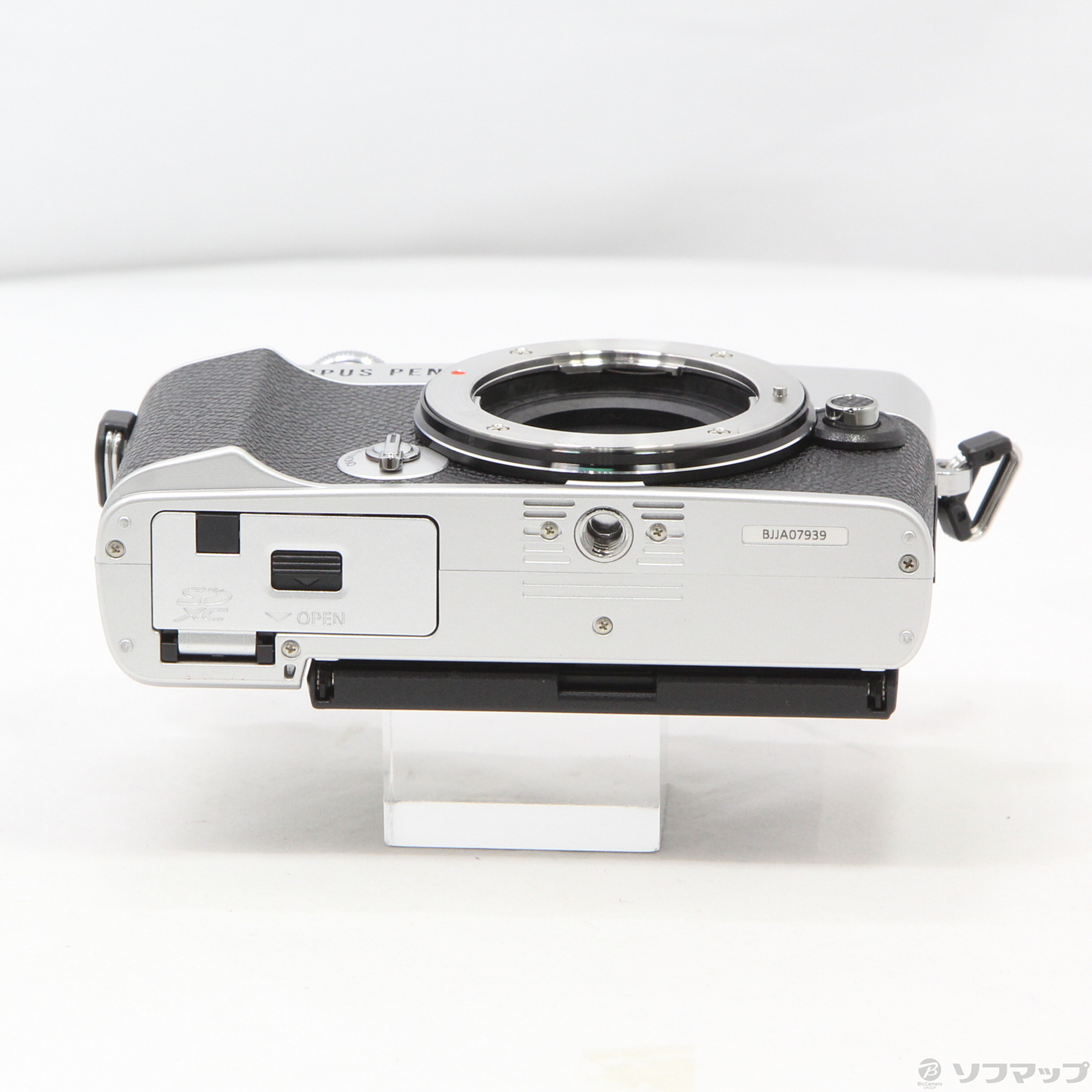 中古】OLYMPUS PEN E-P7 14-42mm EZレンズキット シルバー