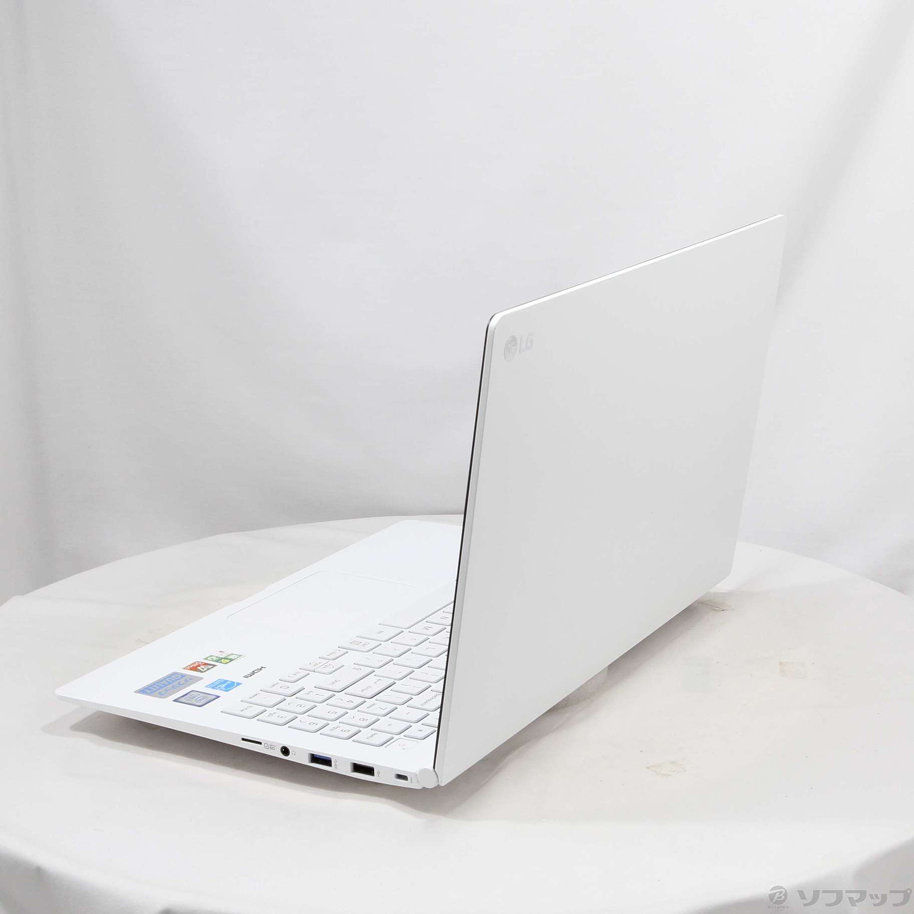 LG エルジー　gram 15Z970-GA55J 展示品　1090gの15.6型モバイルノートパソコン 中古格安安心パソコン gram 15Z970-GA55J 〔Windows 10