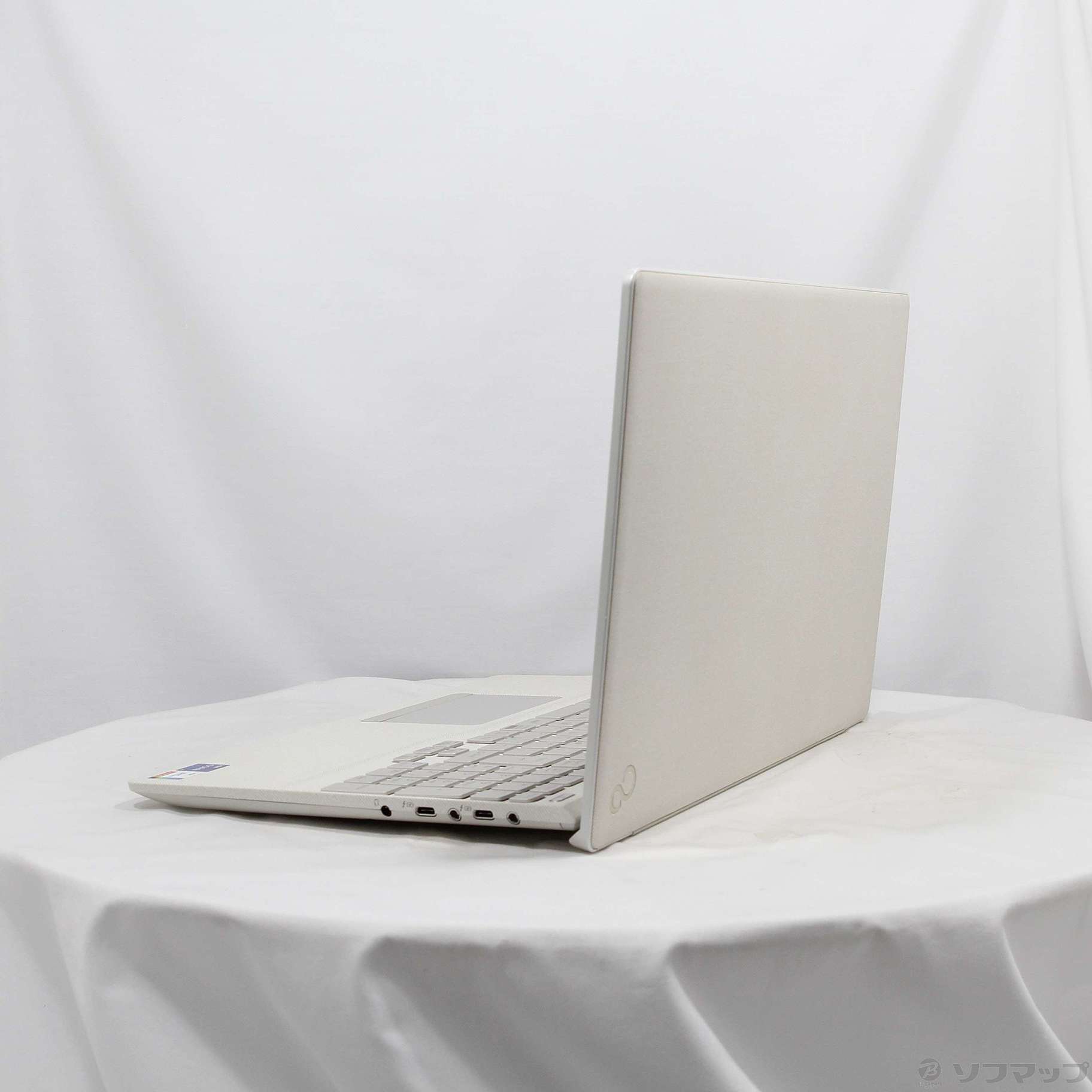 中古】LIFEBOOK TH77／E3 FMVT77E3WB アイボリーホワイト 〔Windows 10