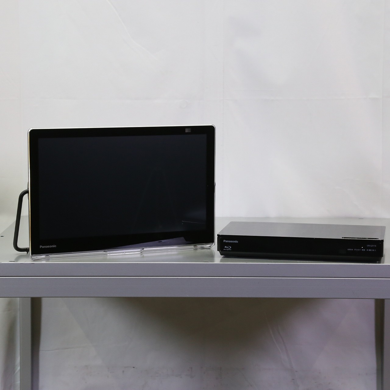 中古〔中古品〕 ポータブルテレビ プライベートビエラ