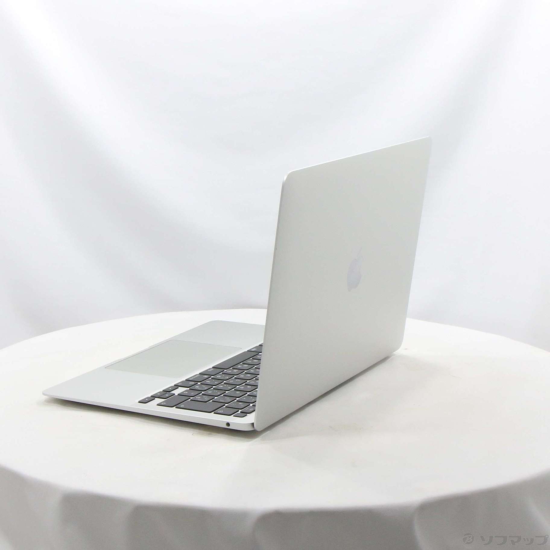 MacBook Air .3 inch Late  MGNA3J／A Apple M1 8コアCPU 8コアGPU 8GB SSD1TB  シルバー 〔macOS v.4〕
