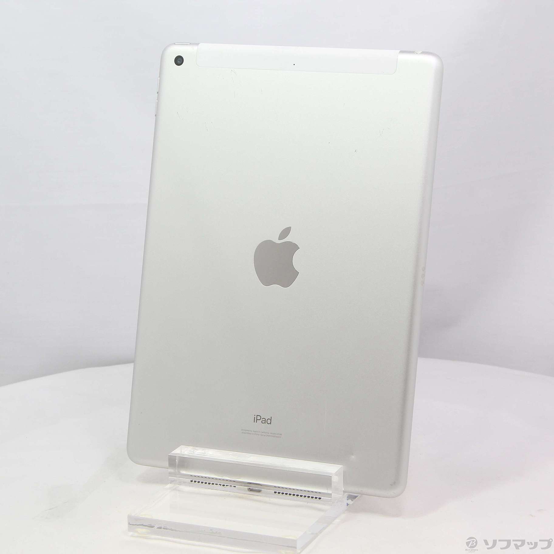 iPad 第7世代 128GB シルバー MW6F2J／A docomoロック解除SIMフリー