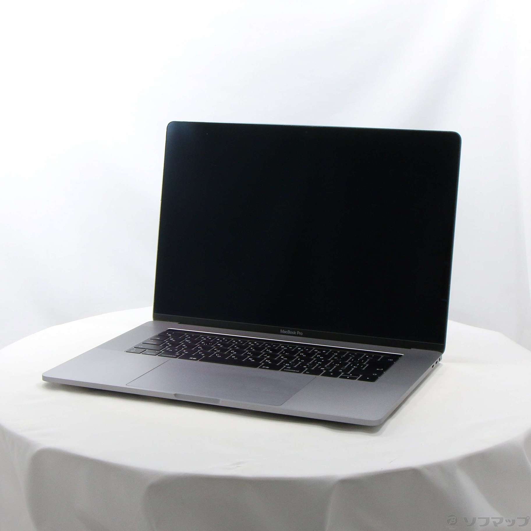 Macbook Pro 2016 15インチ スペースグレイ