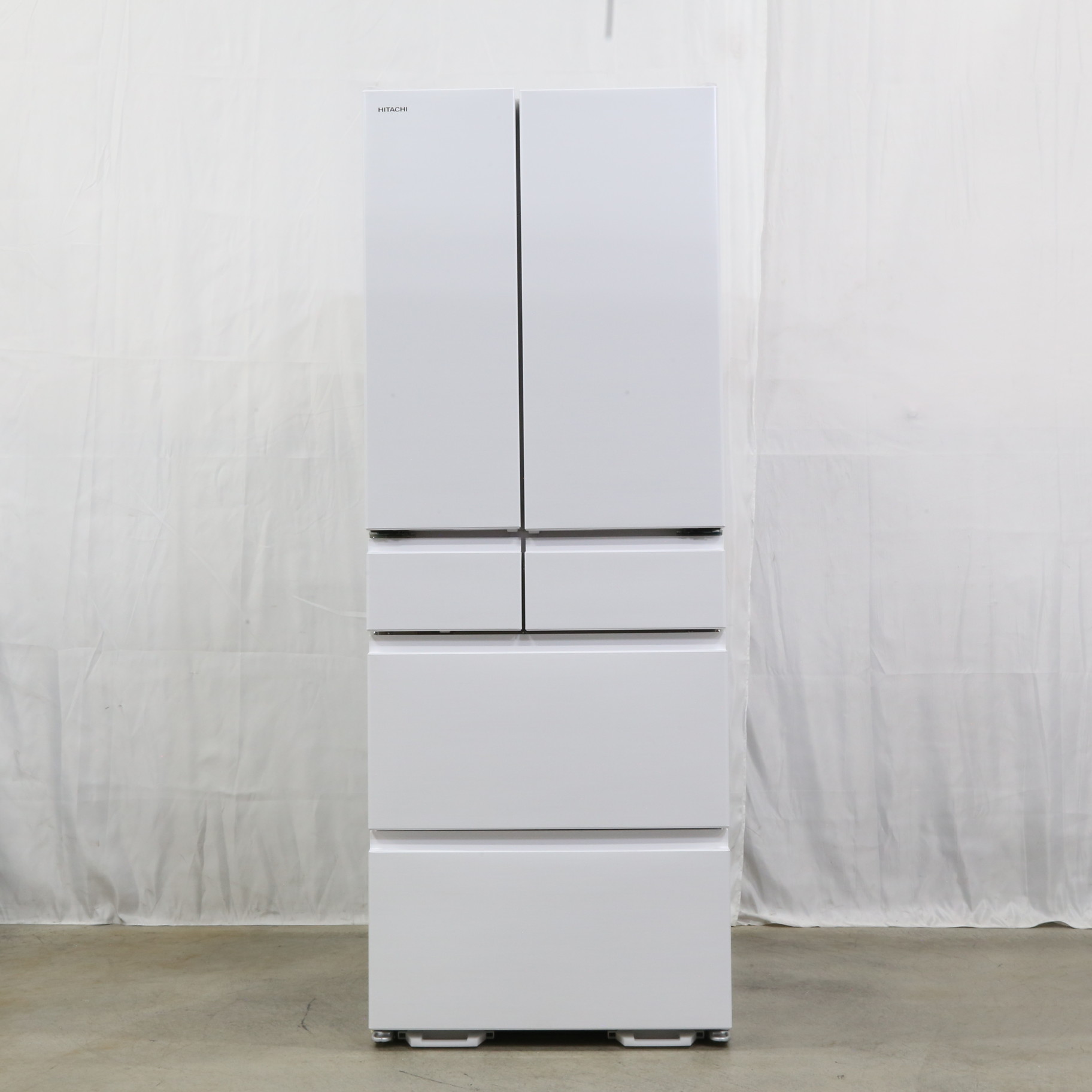 中古】〔展示品〕 冷蔵庫 HWタイプ ピュアホワイト R-HW62S-W ［6ドア