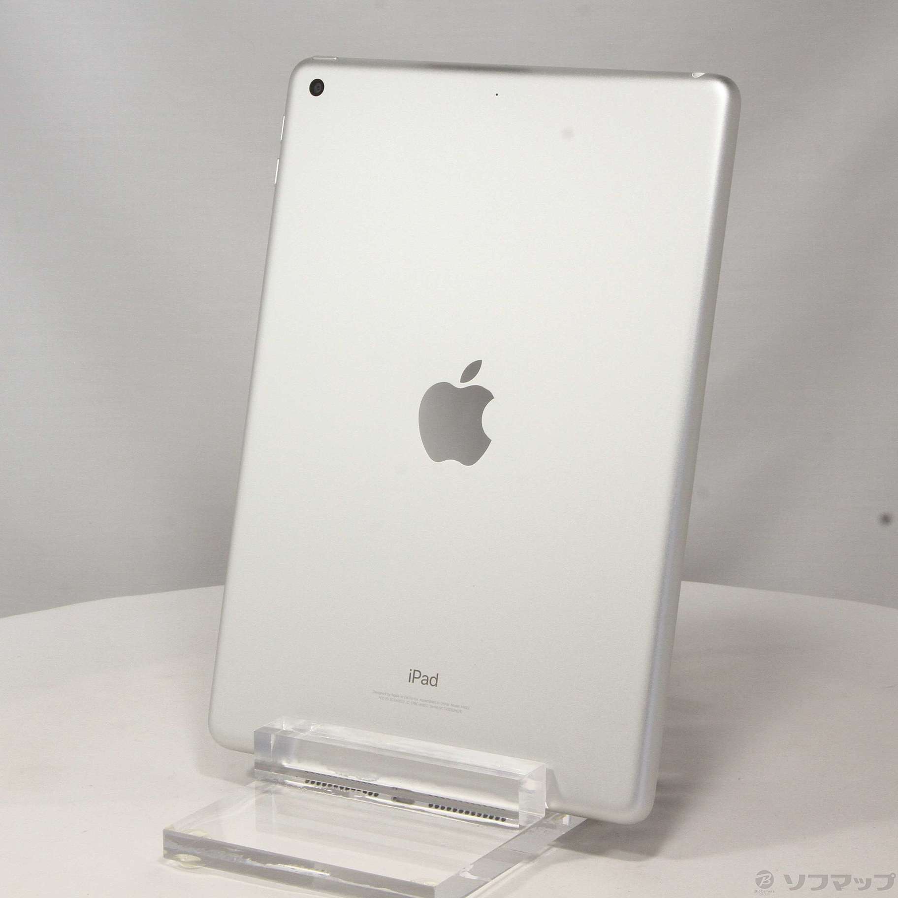 中古】iPad 第5世代 32GB シルバー MP2G2J／A Wi-Fi [2133049126931