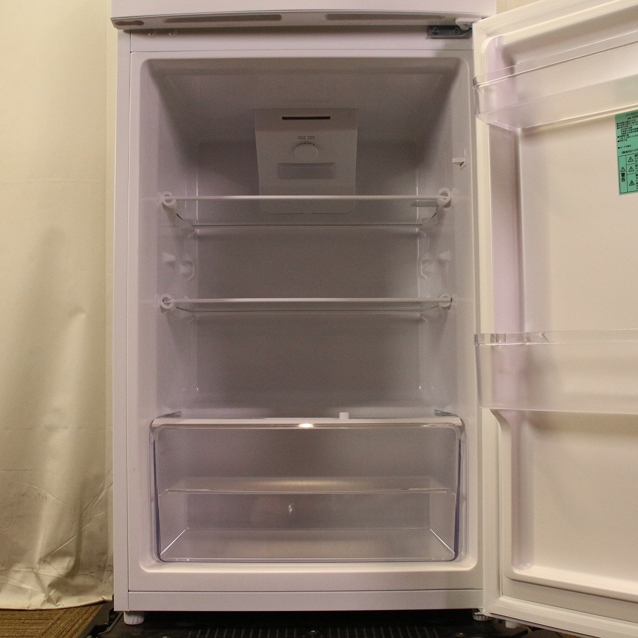 〔展示品〕 冷蔵庫 ORIGINALBASIC ホワイト OBBR-181A(W) ［幅54.5cm ／181L ／2ドア ／右開きタイプ  ／2022年］