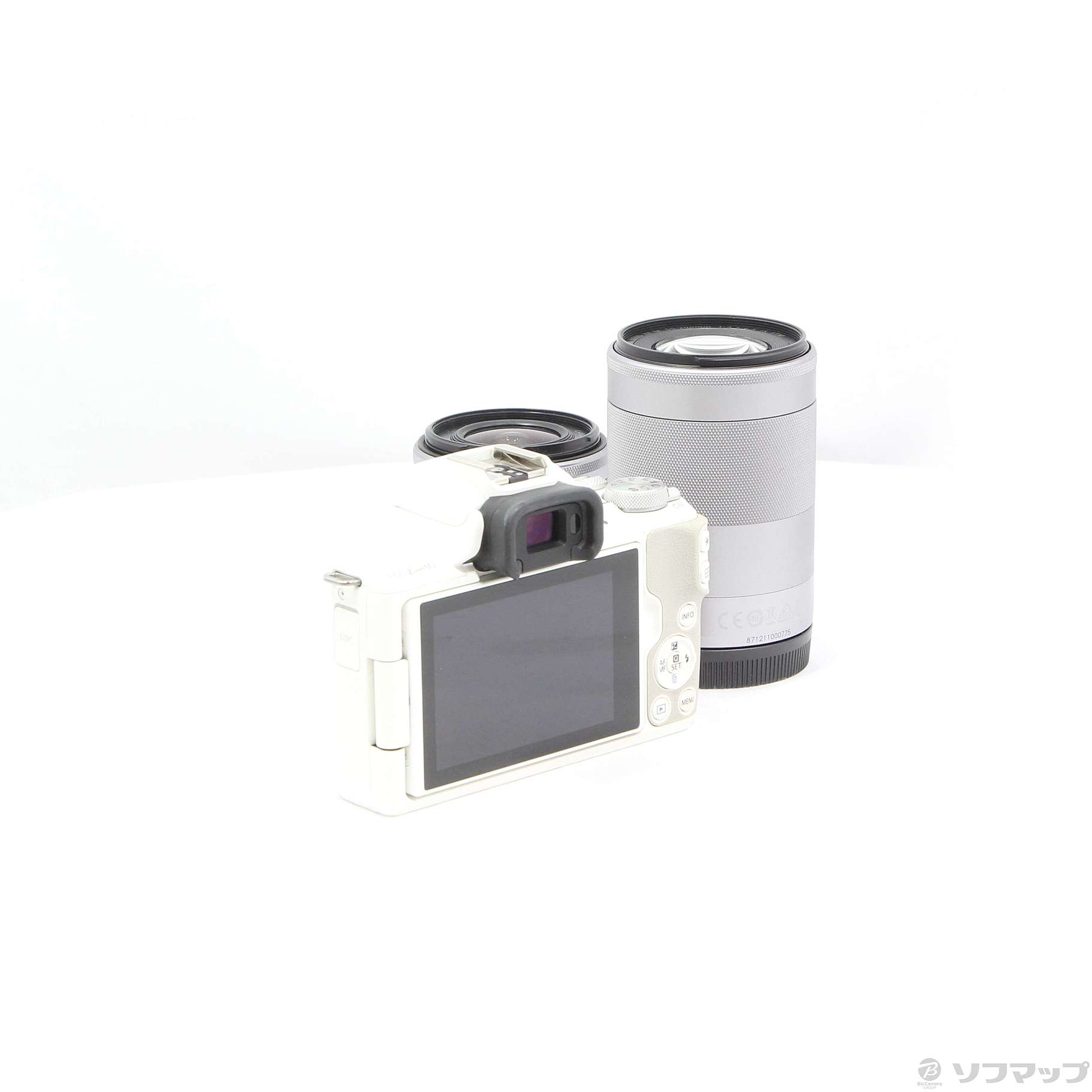 中古】〔展示品〕 EOS Kiss M2 ダブルズームキット ホワイト