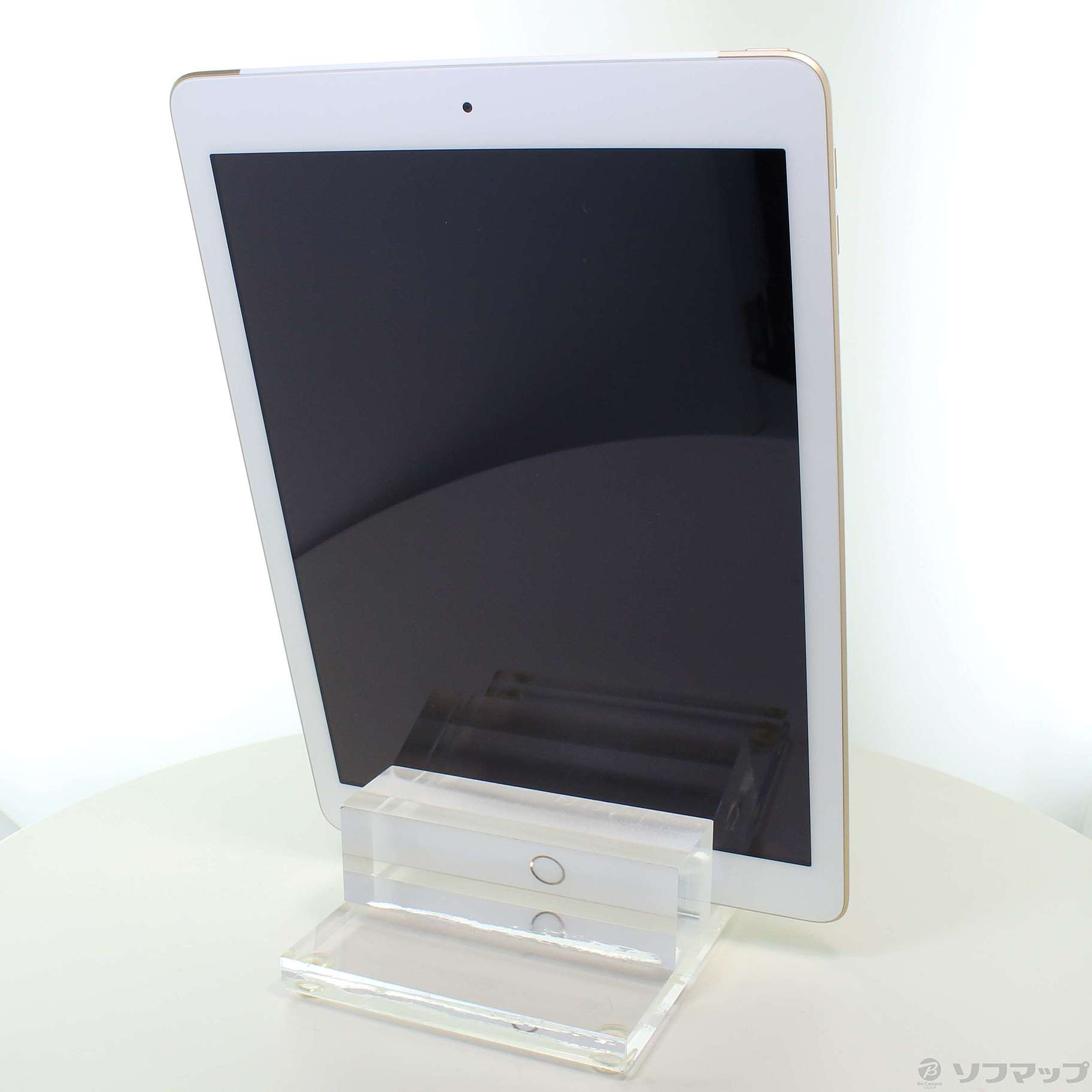 中古】iPad 第5世代 32GB ゴールド MPG42J／A docomoロック解除SIM
