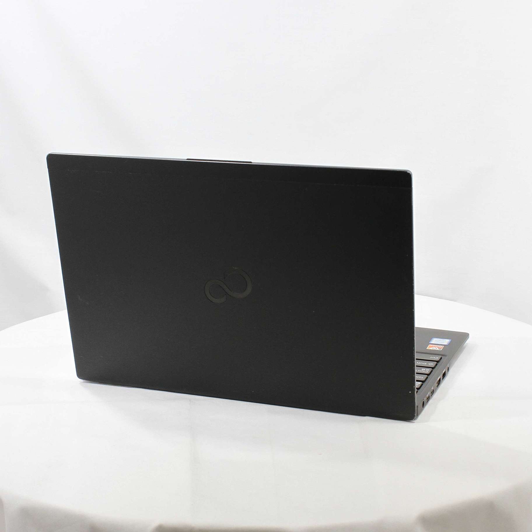 LIFEBOOK WU2／D2 FMVWD2U28 ［Core-i5-8265U (1.6GHz)／8GB／SSD1TB／13.3インチワイド］