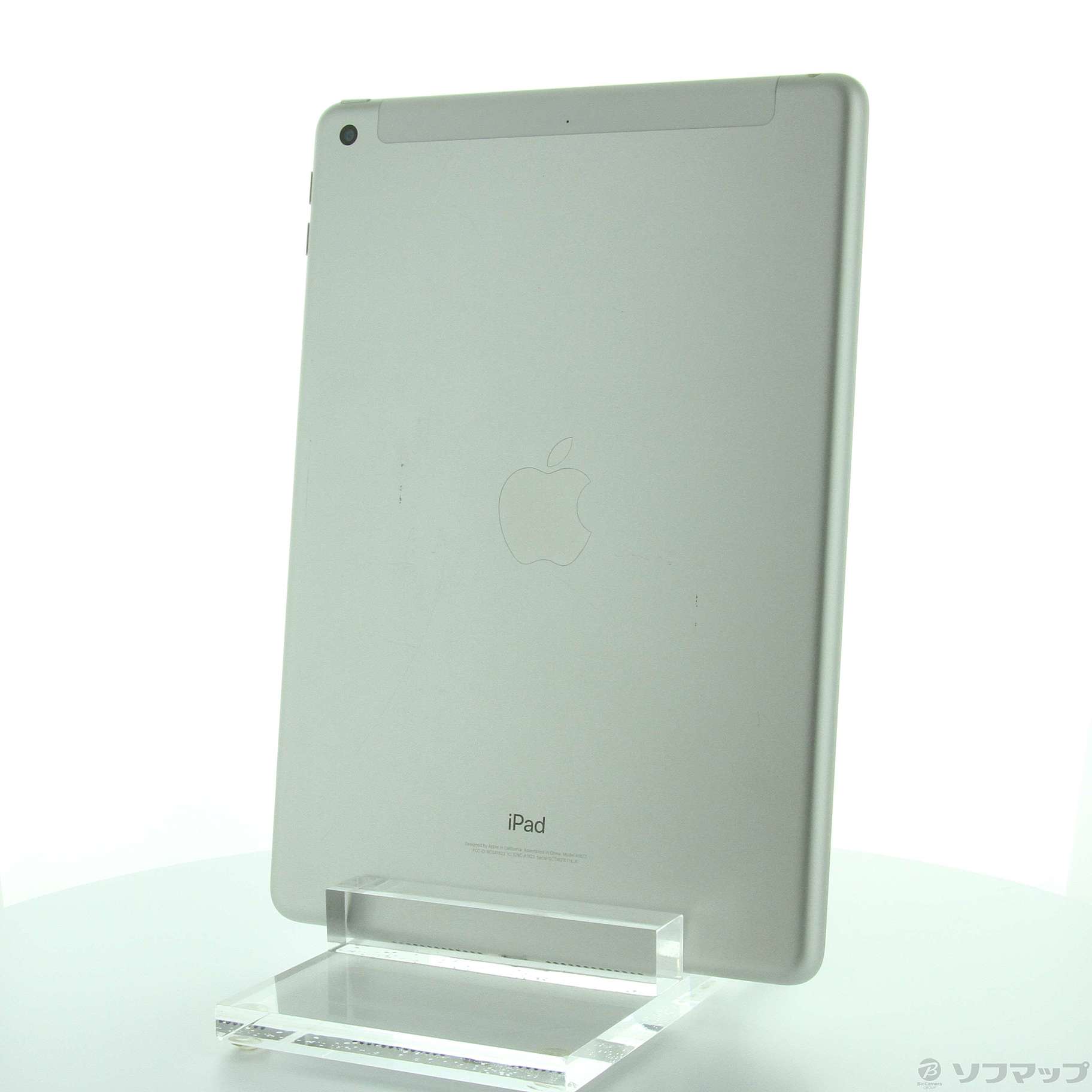 中古】iPad 第5世代 32GB シルバー MP1L2J／A docomoロック解除SIM