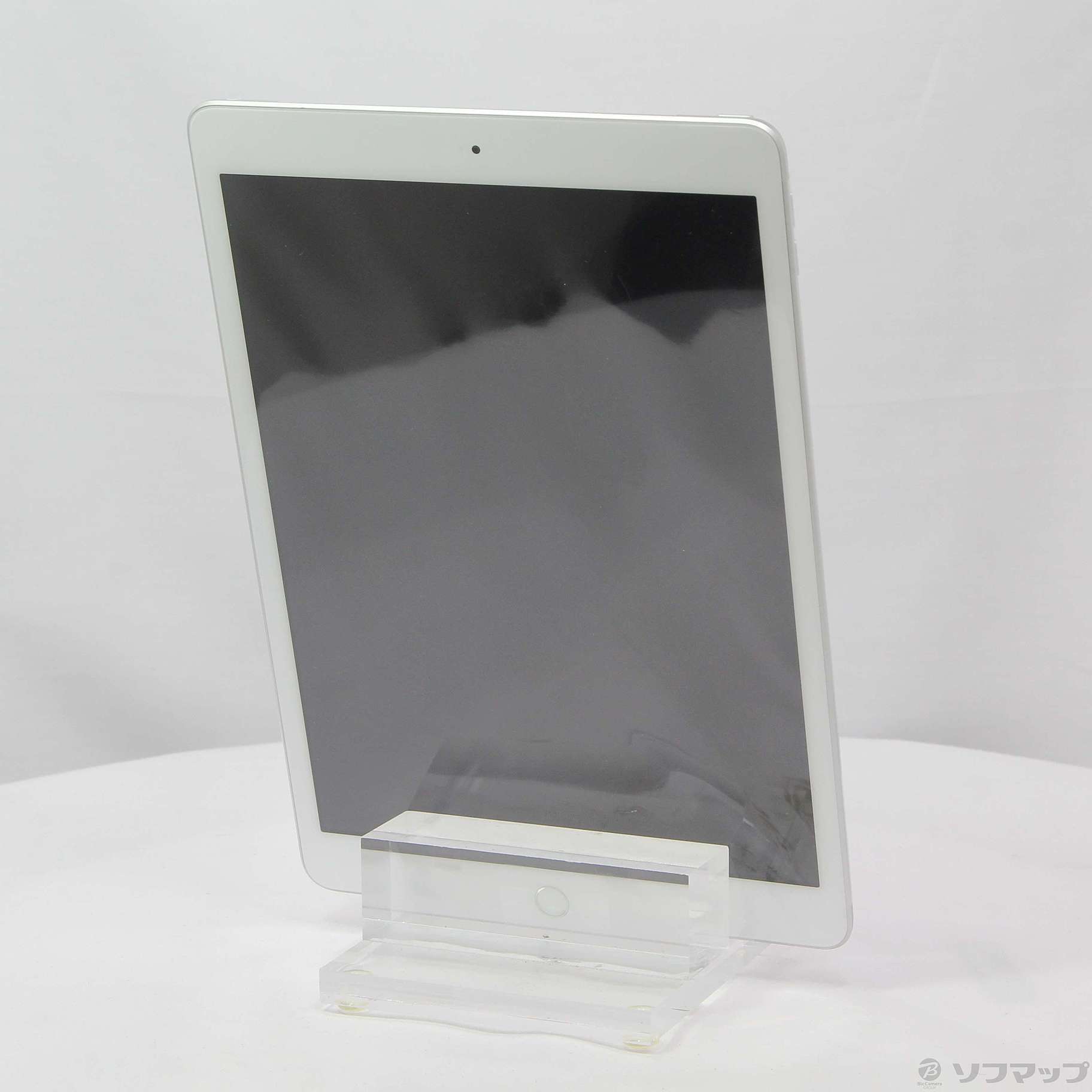 中古】iPad 第8世代 32GB シルバー MYLA2J／A Wi-Fi [2133049427526