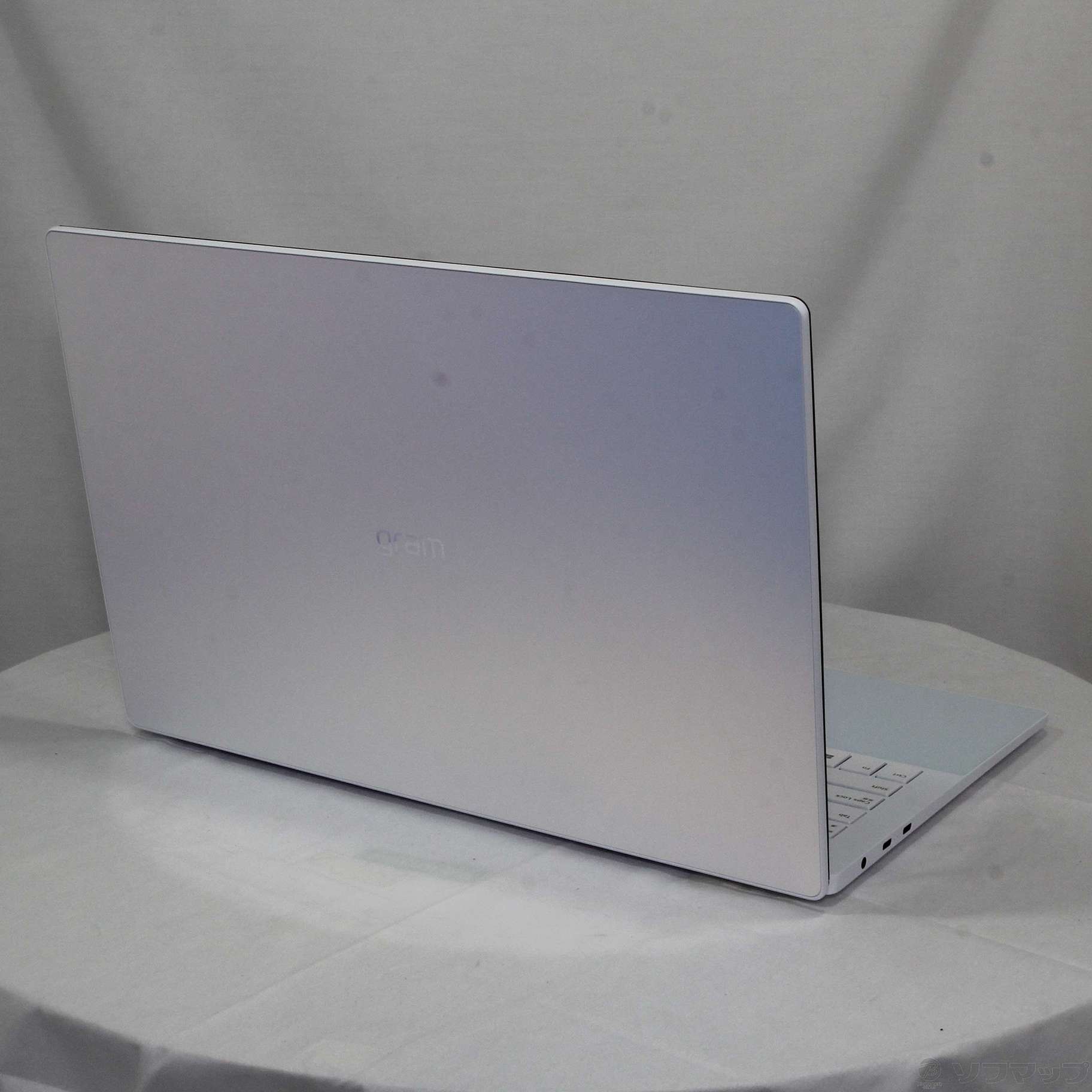 中古】〔展示品〕 LG gram Style 16Z90RS-KA76J オーロラホワイト