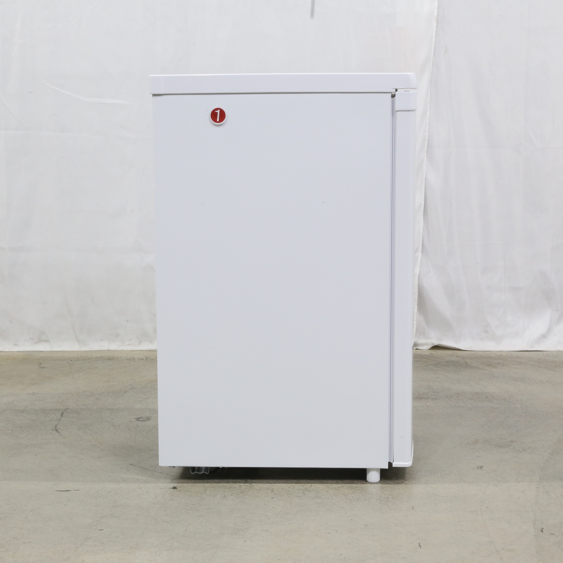 中古】〔展示品〕 冷凍庫 86L 直冷式 ホワイト系 FJ-HS9G-W ［1ドア