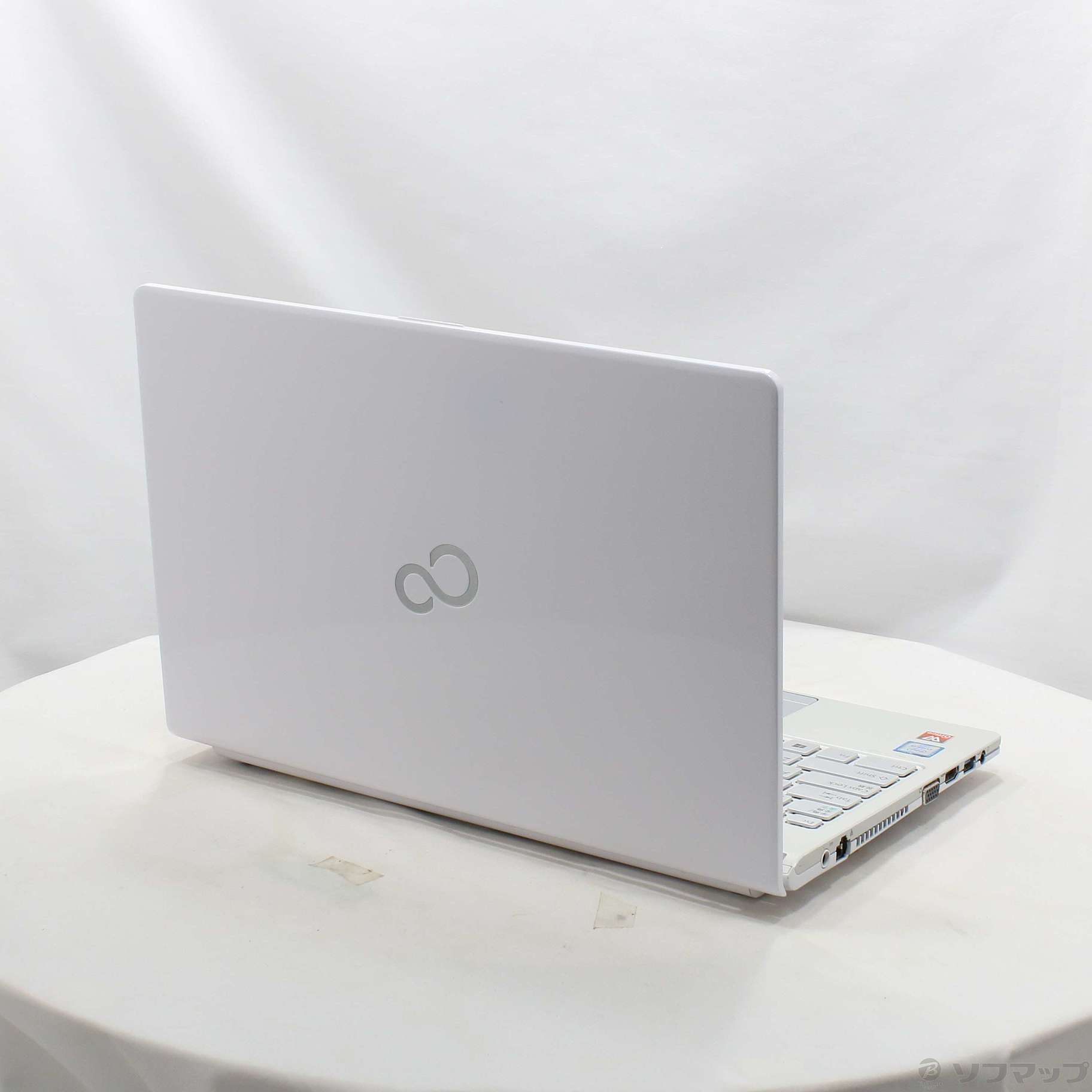 富士通　LIFEBOOK SH90/M FMV LIFEBOOK SH90/M」――Ultrabookと旧型モバイルPCの融合を目指した
