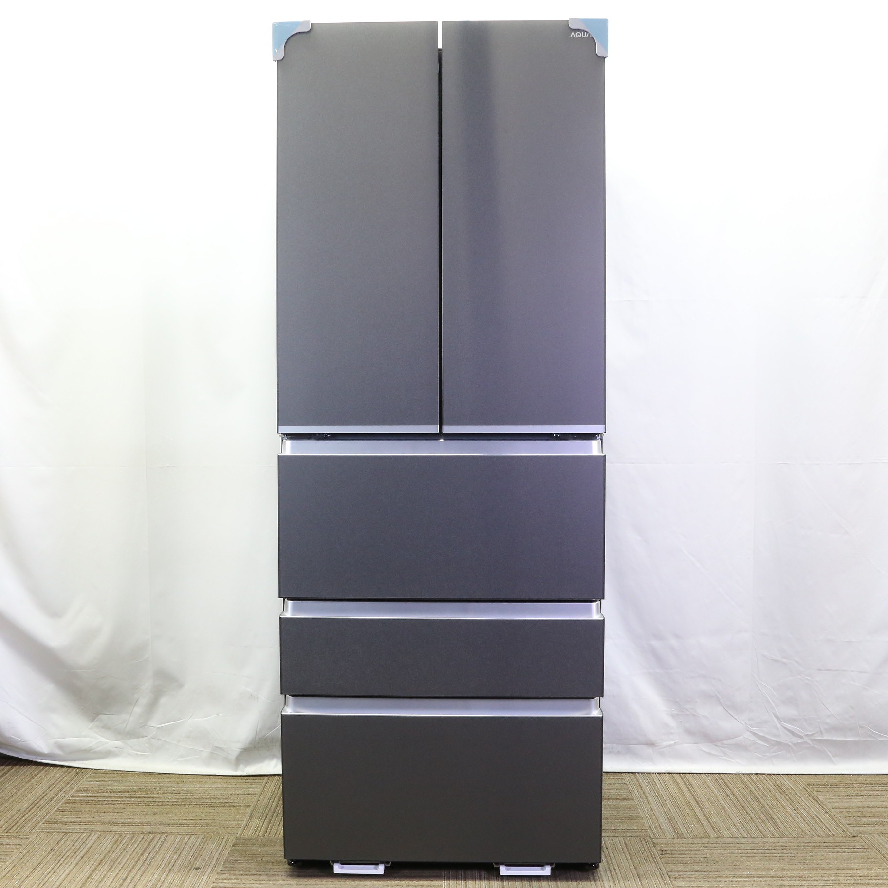 中古】〔展示品〕 冷蔵庫 マットクリアブラック AQR-TXA50N(K) ［幅