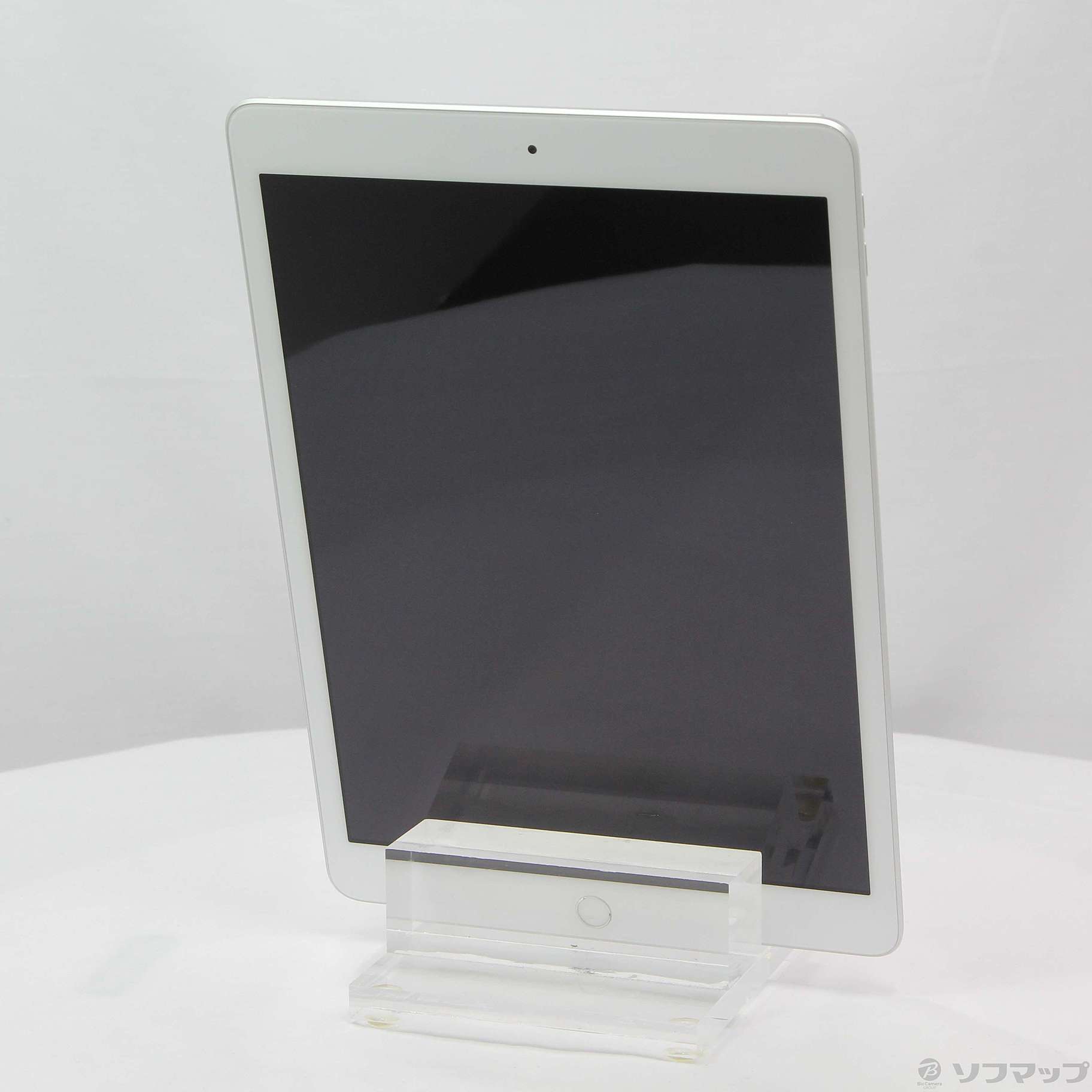 中古】iPad 第8世代 32GB シルバー MYLA2J／A Wi-Fi [2133049618658