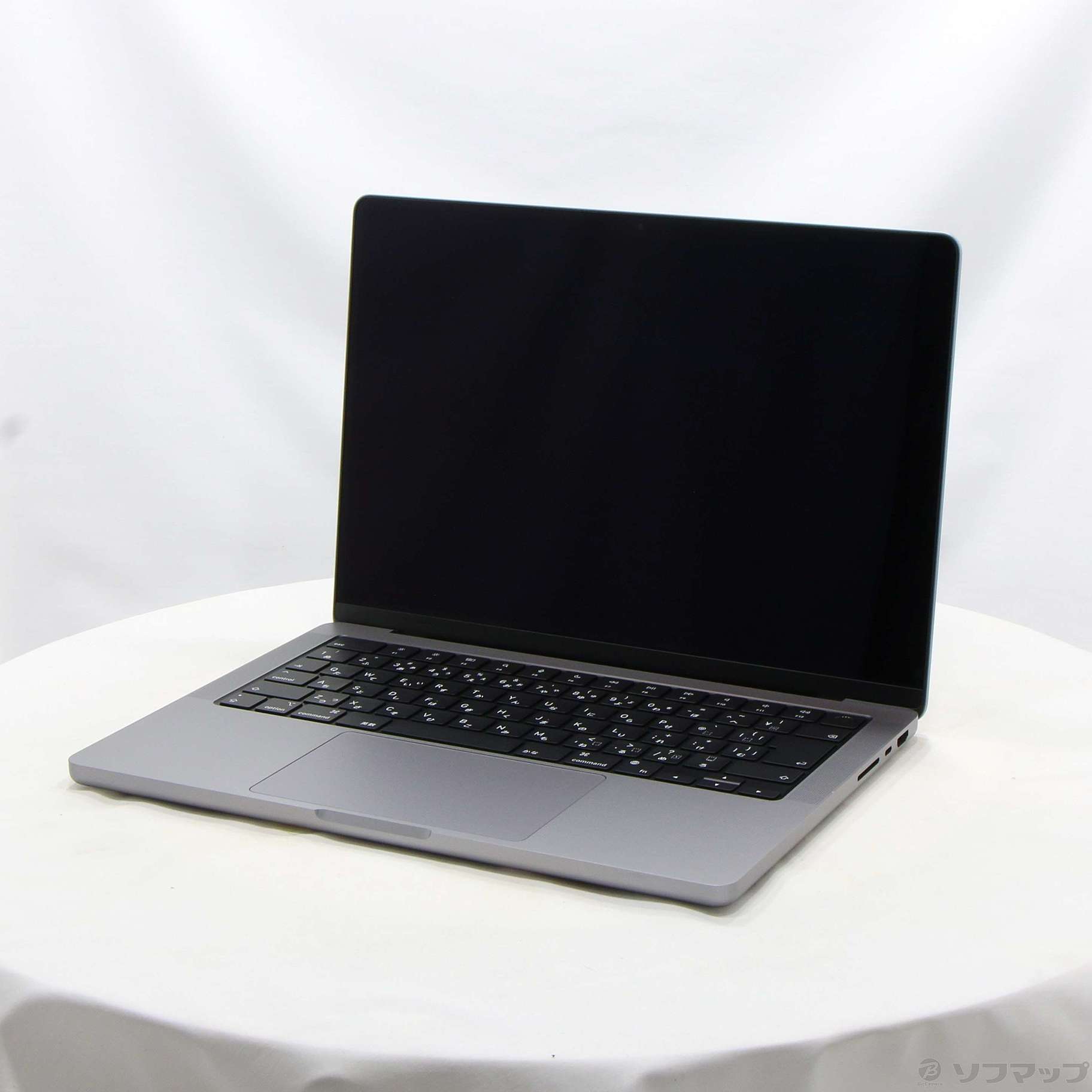 MacBook Pro 8コアCPU8コアGPU スペースグレー CUBE / MacBook Pro 