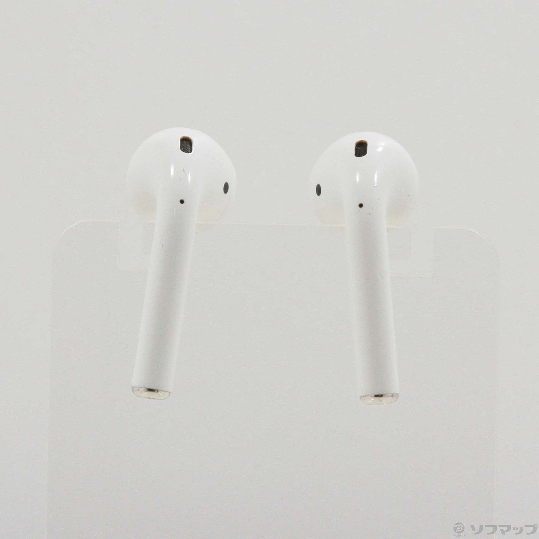 中古】AirPods 第2世代 with Charging Case MV7N2J／A [2133049947901