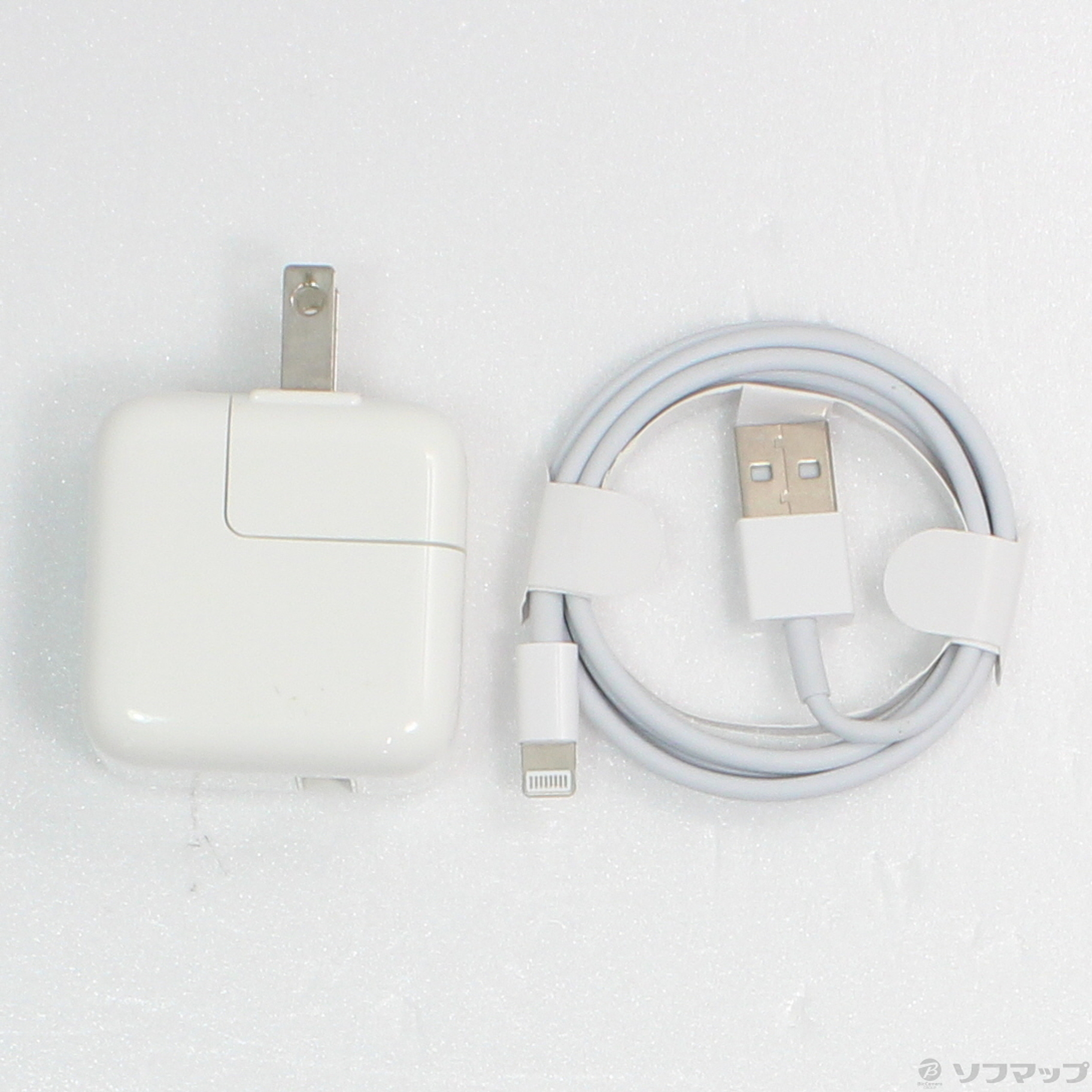 中古】iPad 第8世代 32GB シルバー MYLA2J／A Wi-Fi [2133050059501