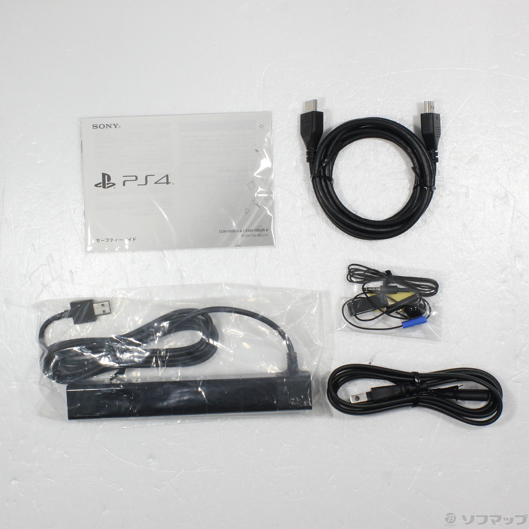 〔中古品〕 PlayStation 4 First Limited Pack with PlayStation Camera CUHJ-10001