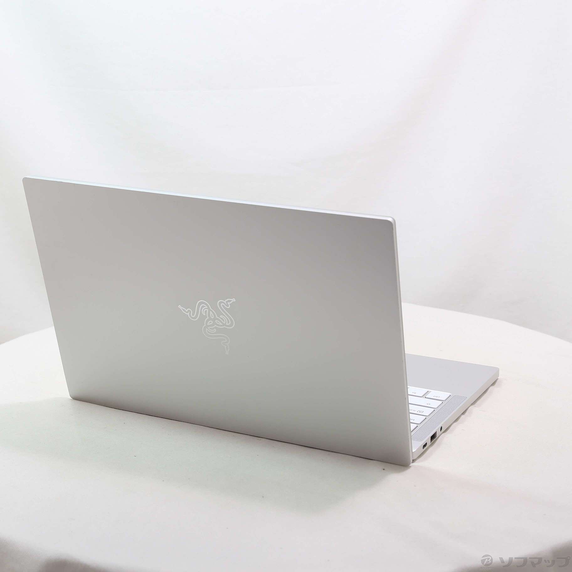 【中古】Razer Book 13 RZ09-03571JM2-R3J1 マーキュリーホワイト [2133050110394] - リコレ ...