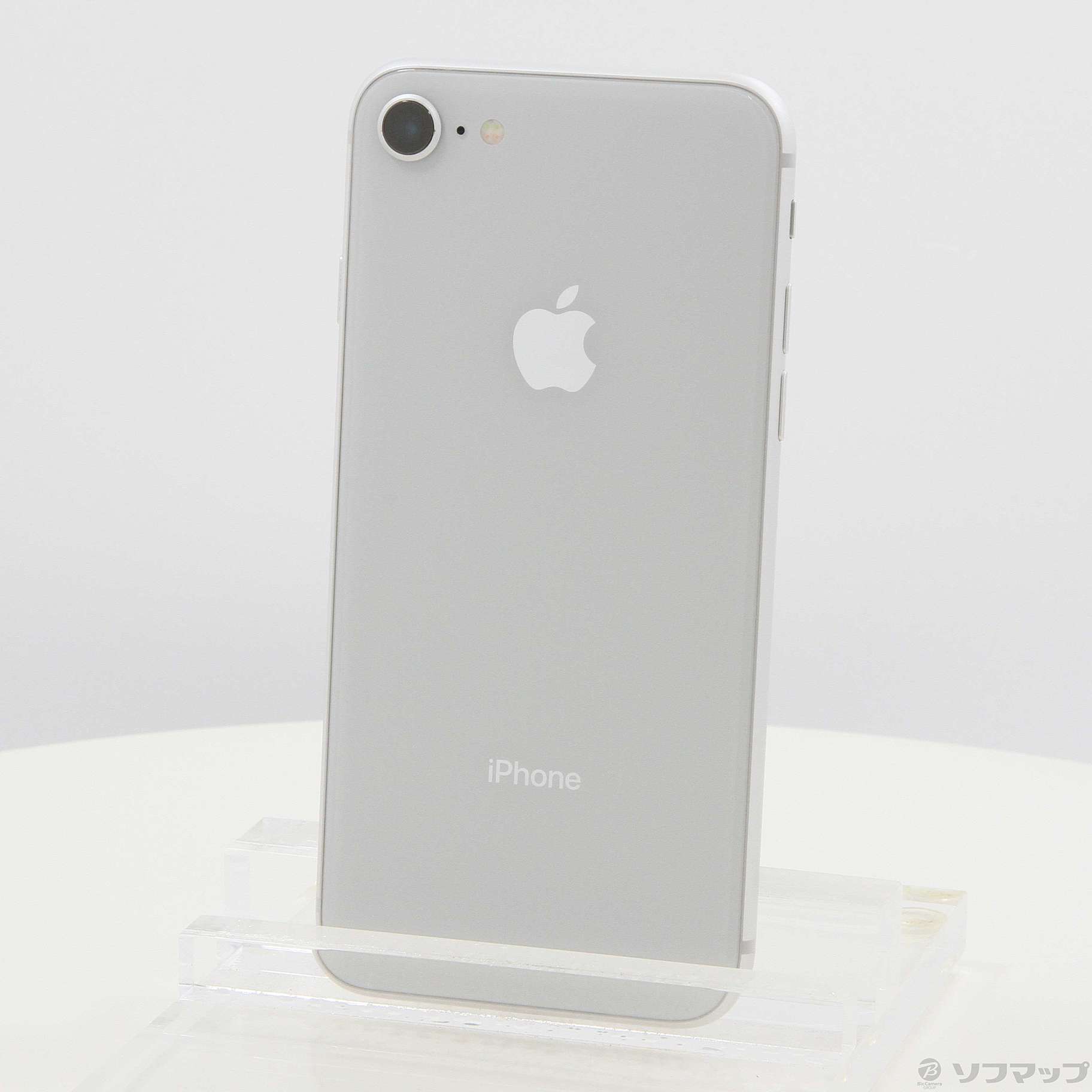 アップル　iPhone 8 シルバー 64 GB