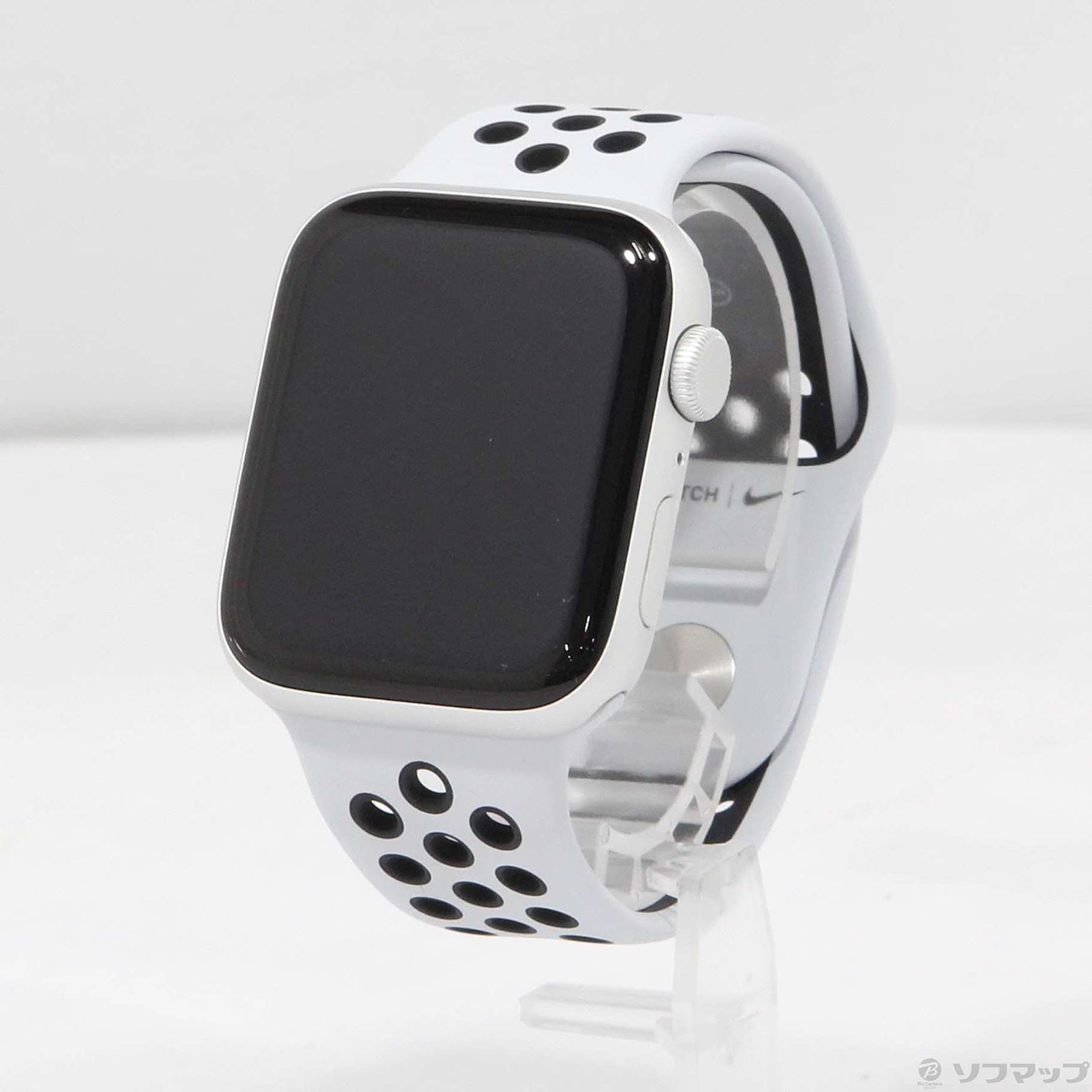 Apple Watch SE 第1世代 Nike GPS 44mm シルバーアルミニウムケース ピュアプラチナム／ブラックNikeスポーツバンド