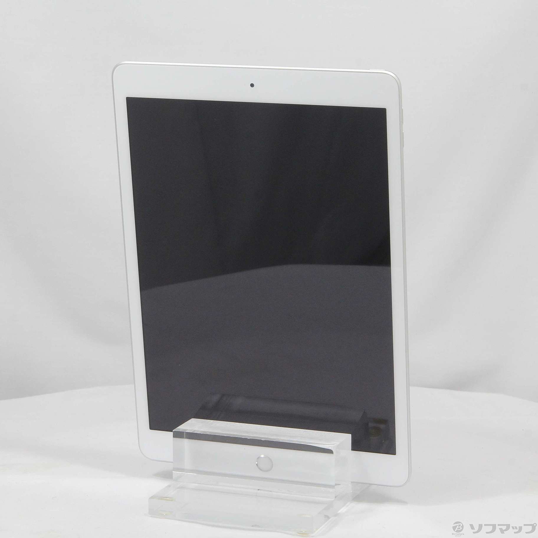 中古】iPad 第8世代 32GB シルバー MYLA2J／A Wi-Fi [2133050316161