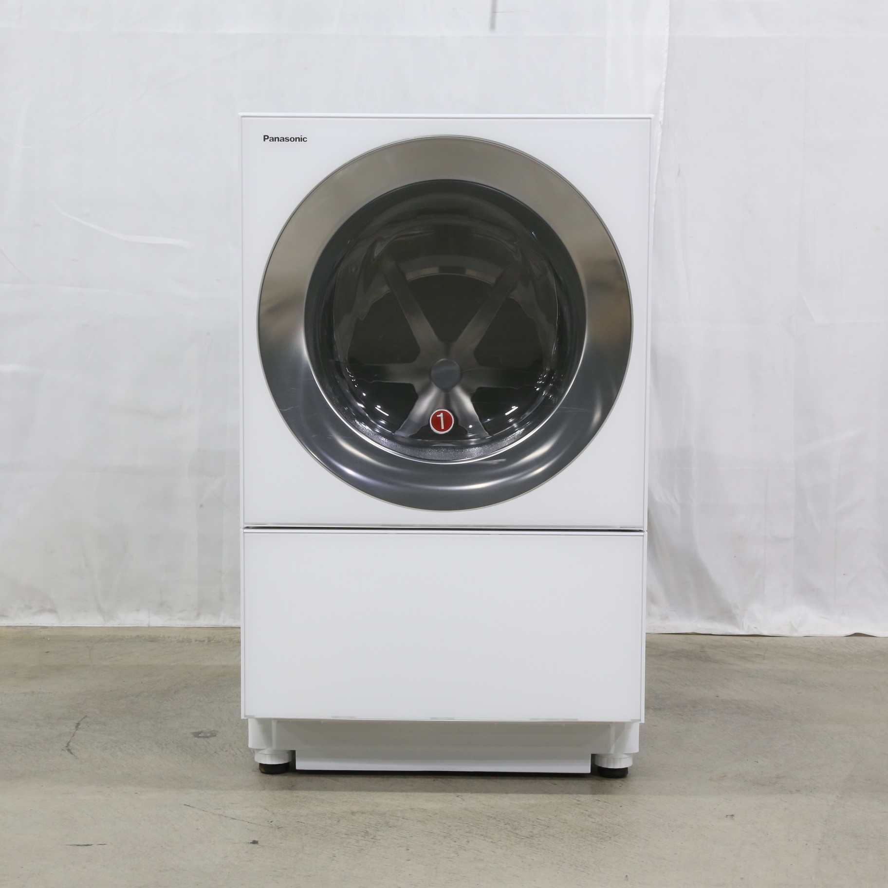 〔展示品〕 ドラム式洗濯乾燥機 Cuble（キューブル） フロストステンレス NA-VG2700R-S ［洗濯10.0kg ／乾燥5.0kg  ／ヒーター乾燥(排気タイプ) ／右開き］