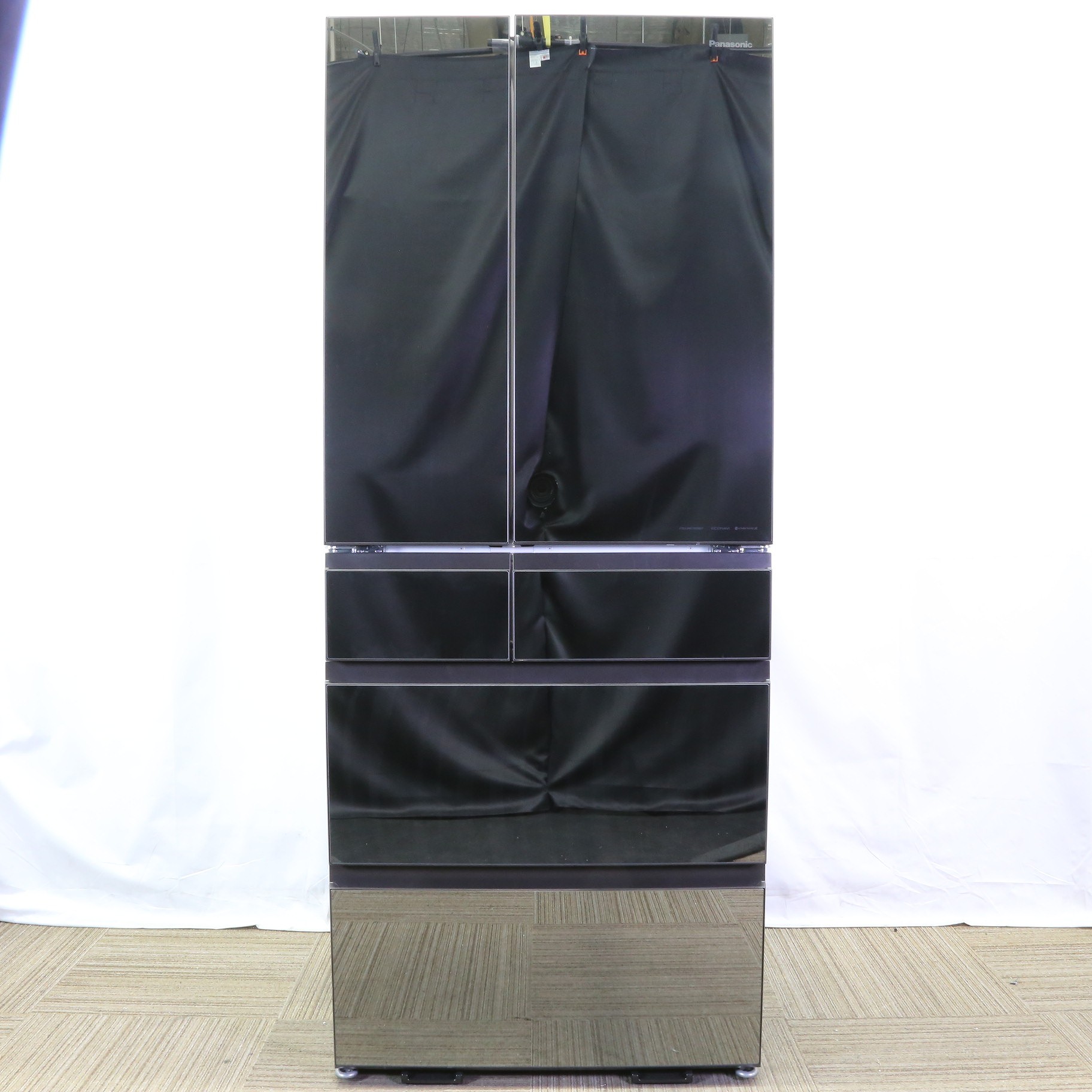 冷蔵庫 ミラーガラス ミラーブラック 鏡にもなる冷蔵庫 パナソニックの