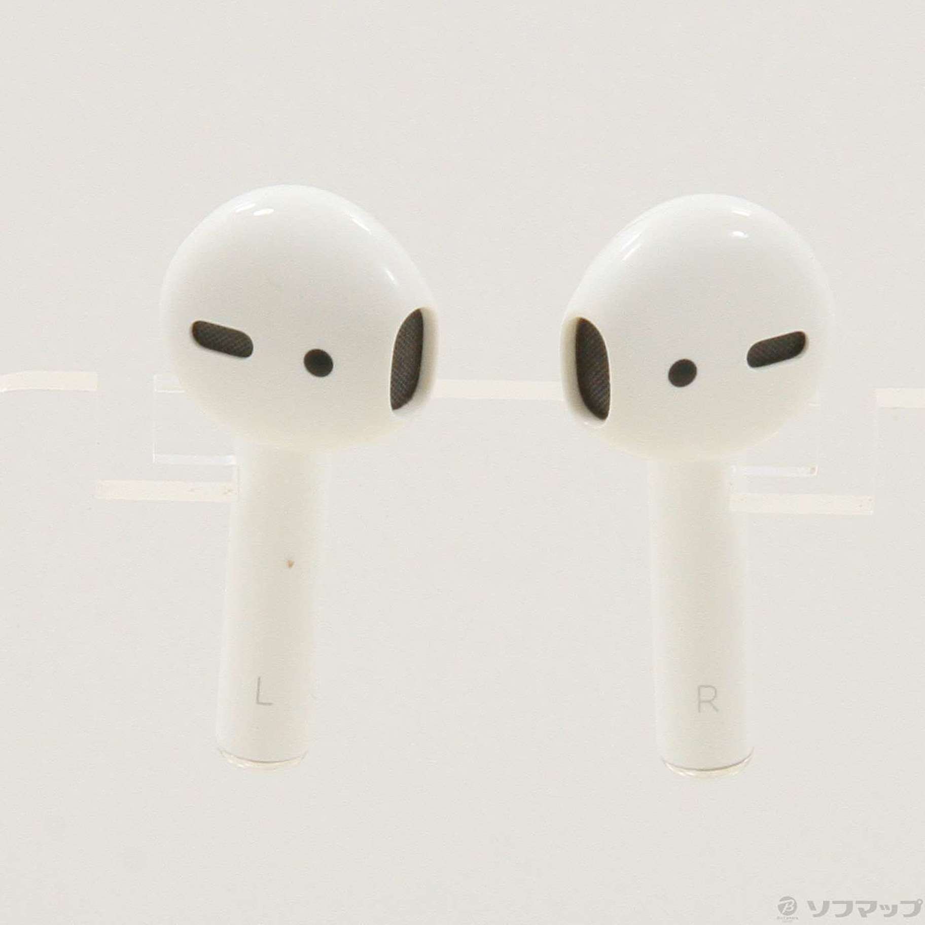 中古】AirPods 第2世代 with Charging Case MV7N2J／A [2133050450773