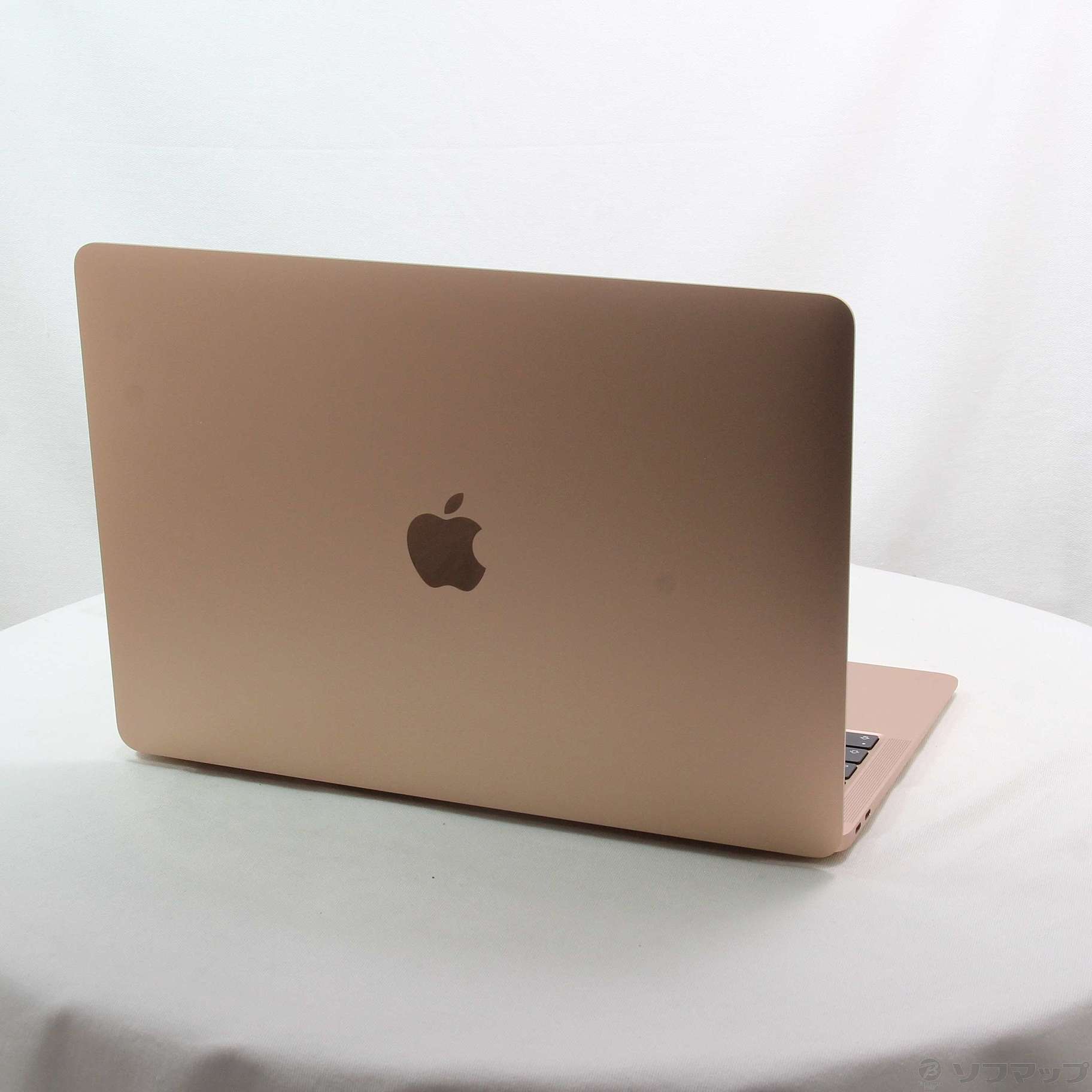 MacBook Air 13.3-inch Late 2020 MGNE3J／A Apple M1 8コアCPU_8コアGPU 8GB  SSD512GB ゴールド 〔13.6 Ventura〕
